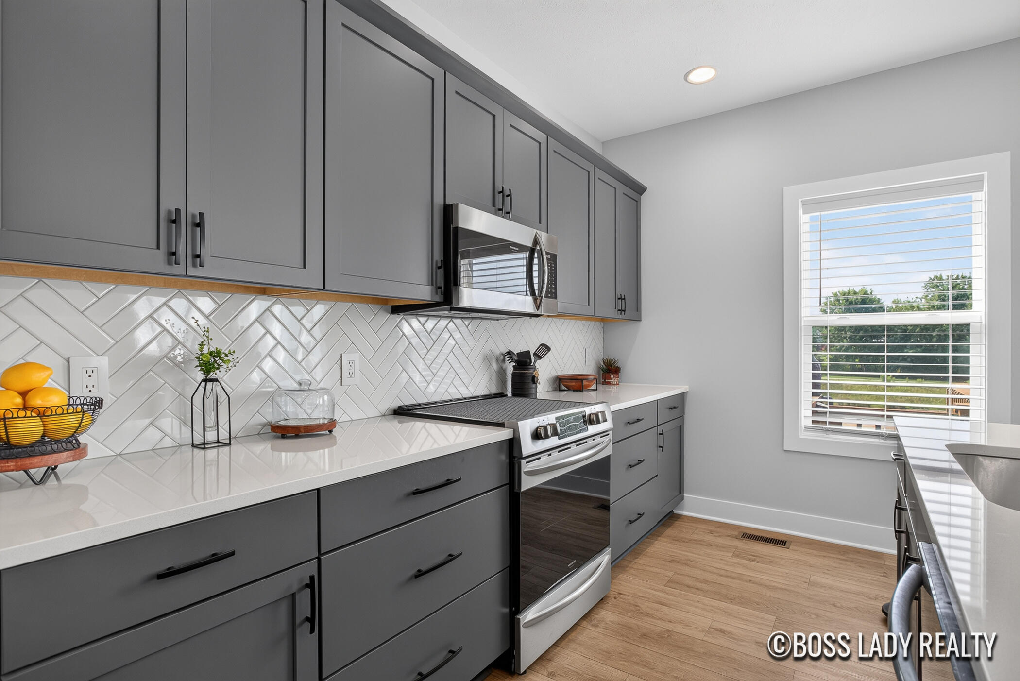 9560 Fields Drive 37 Property Photo 16