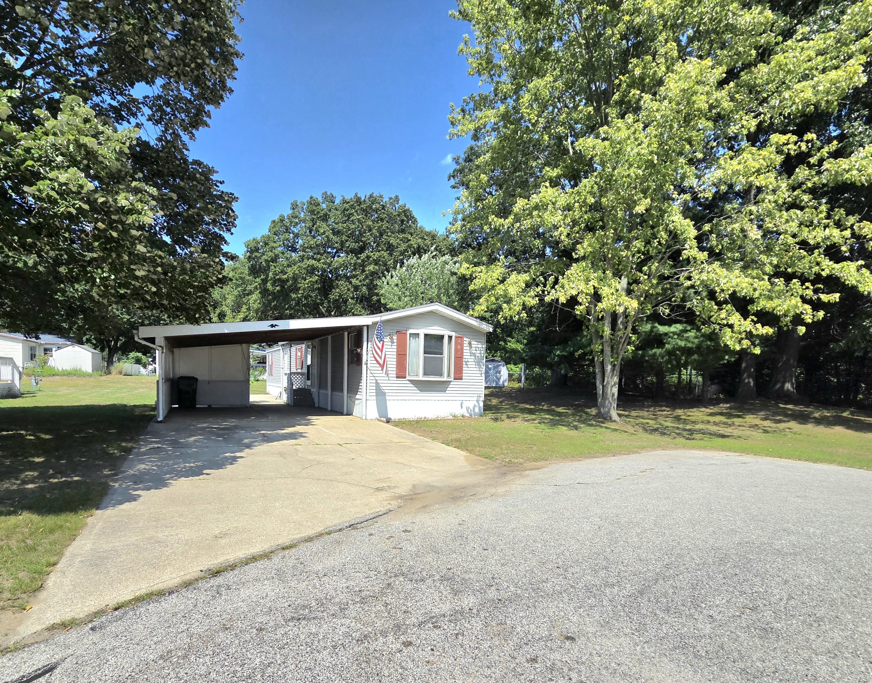 184 Birch Court Property Photo 2
