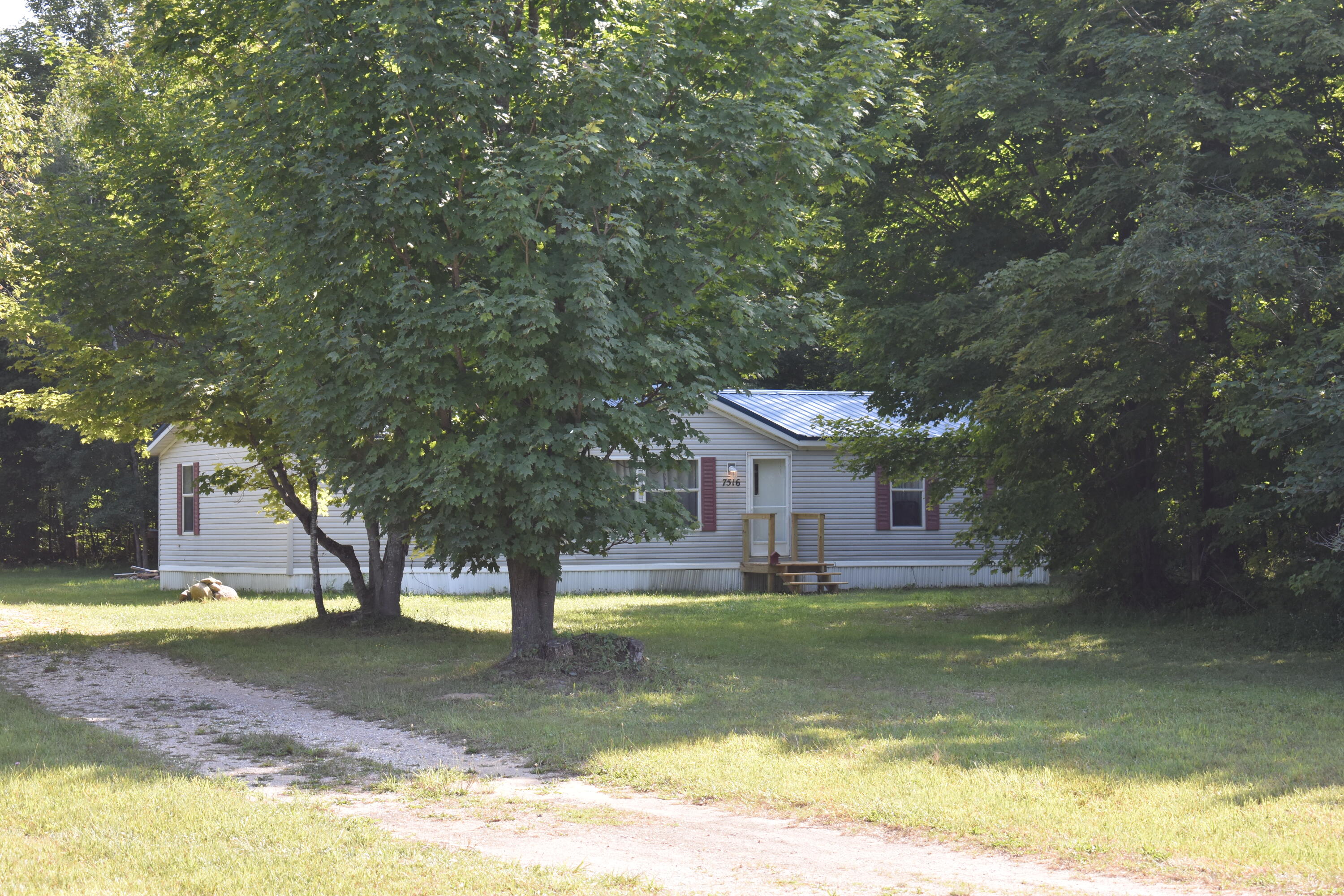 7516 Covert Road Ne Property Photo 2