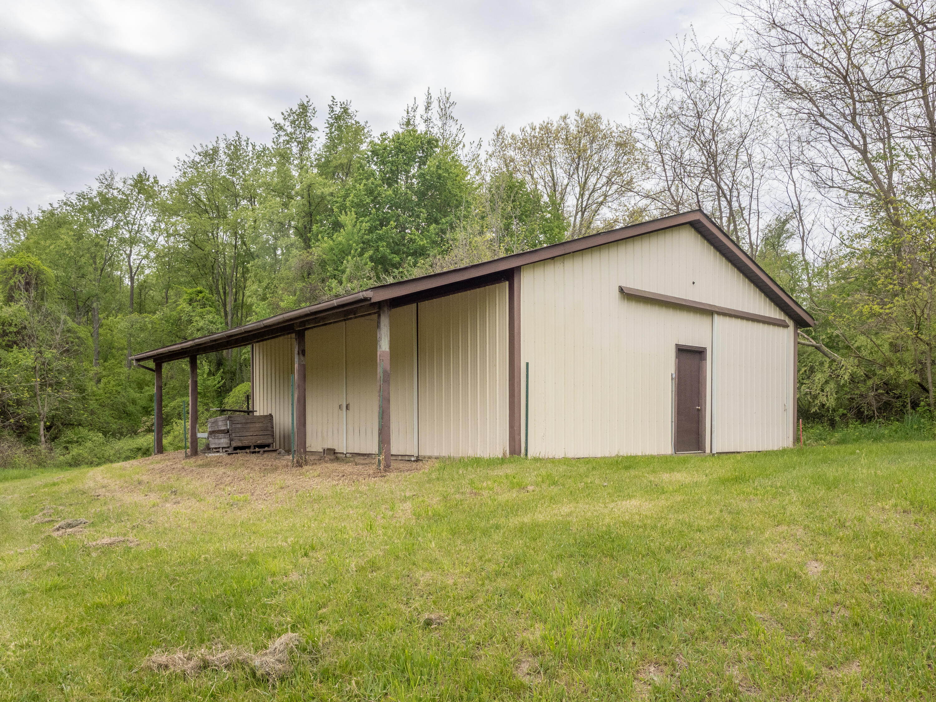 59021 County Road 215 Property Photo 10