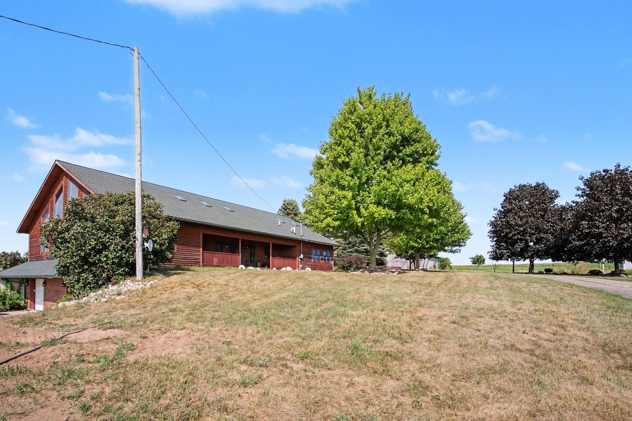 332 N Warner Avenue Property Photo 42