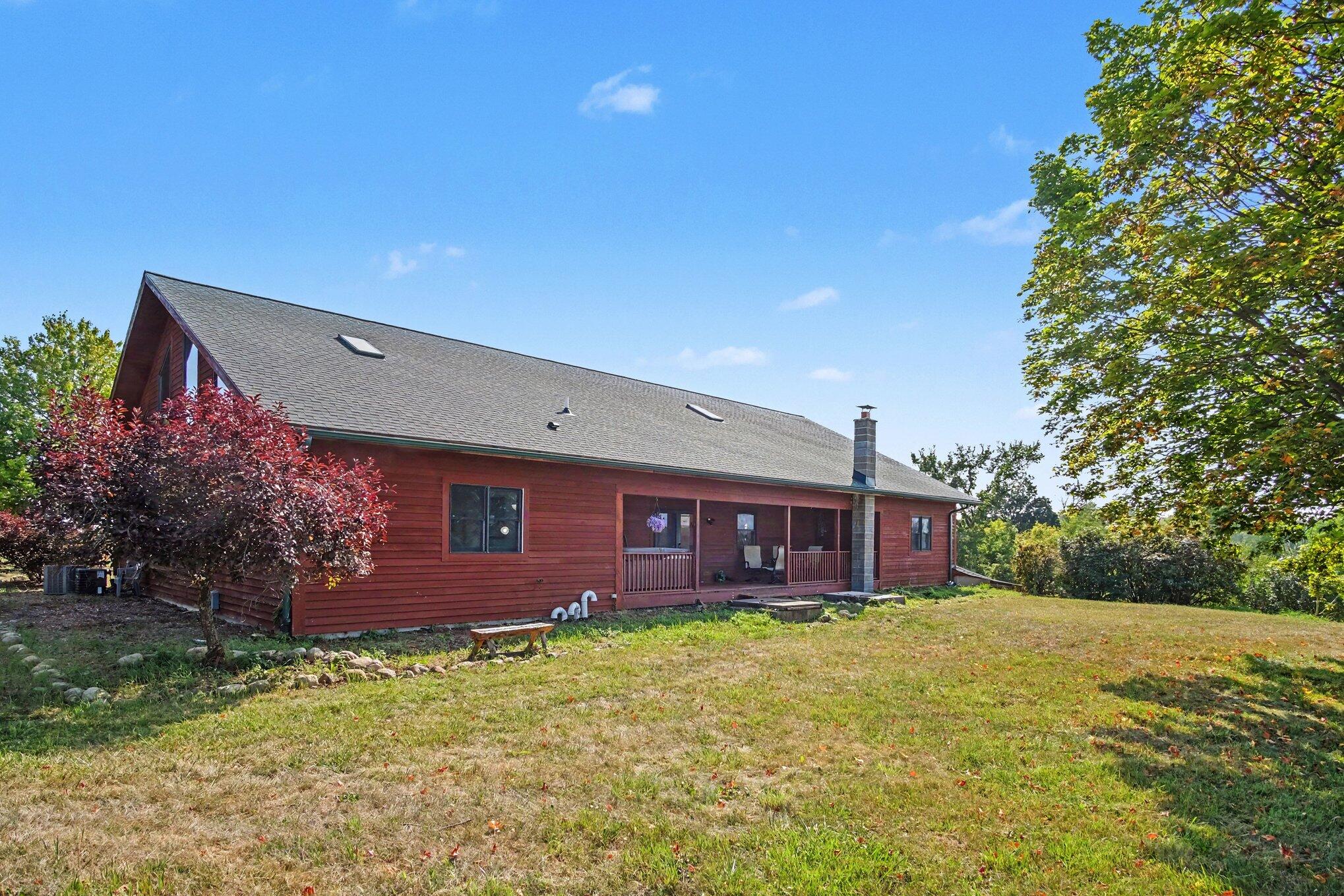 332 N Warner Avenue Property Photo 45