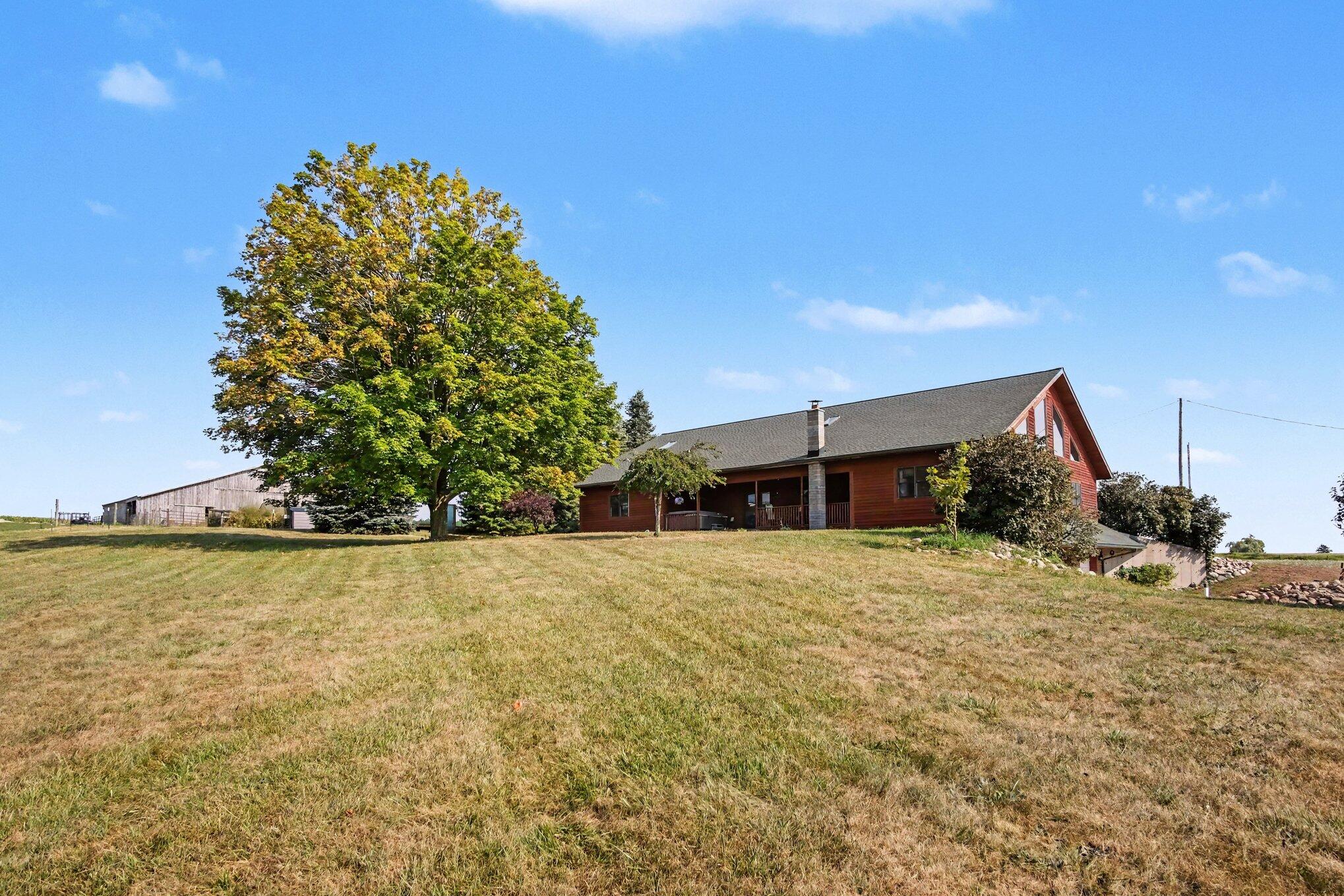 332 N Warner Avenue Property Photo 60
