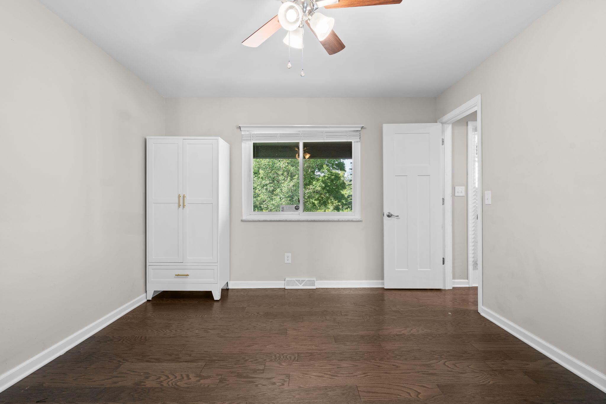 705 W Bemis Road Property Photo 19