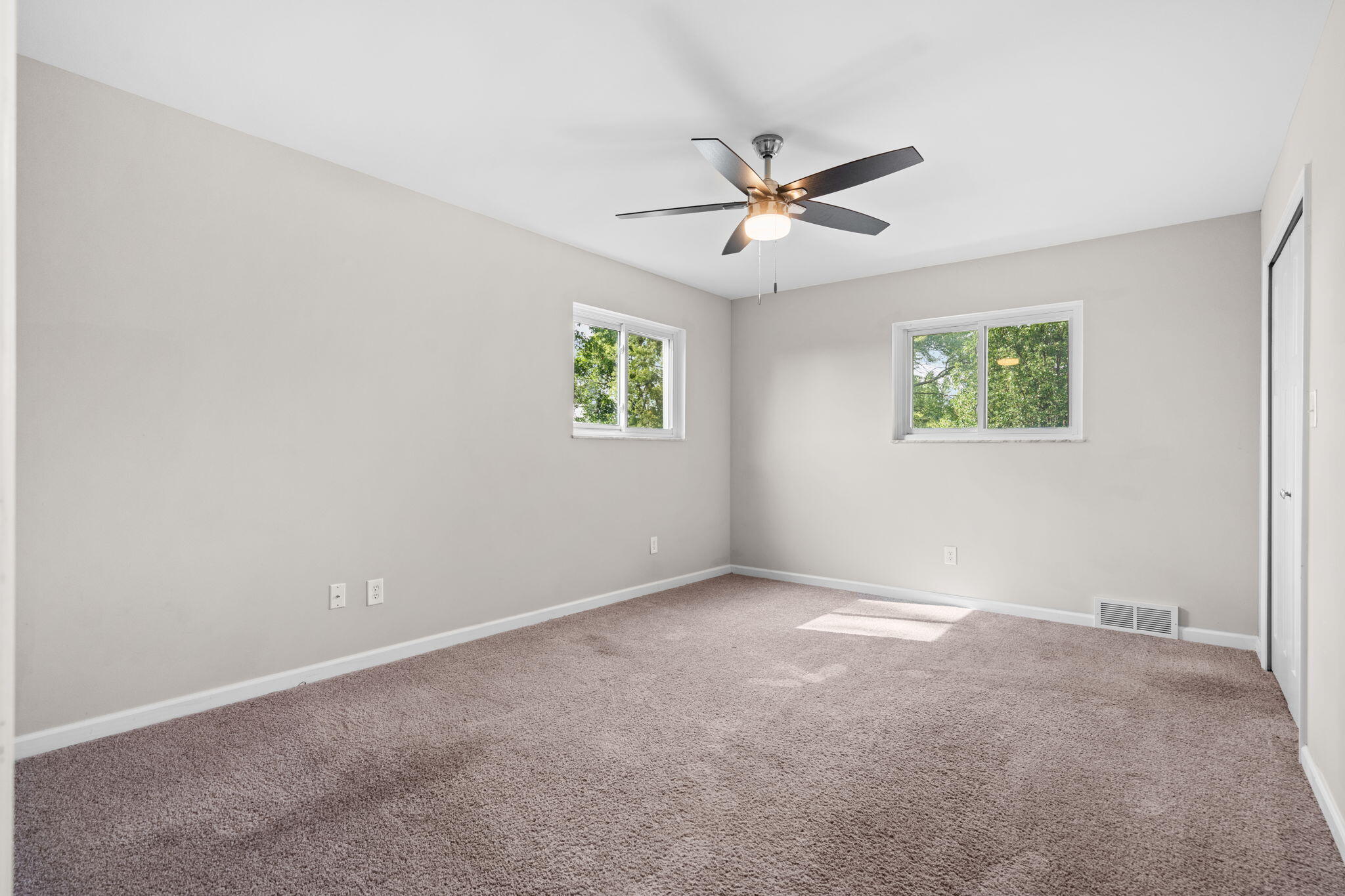 705 W Bemis Road Property Photo 40