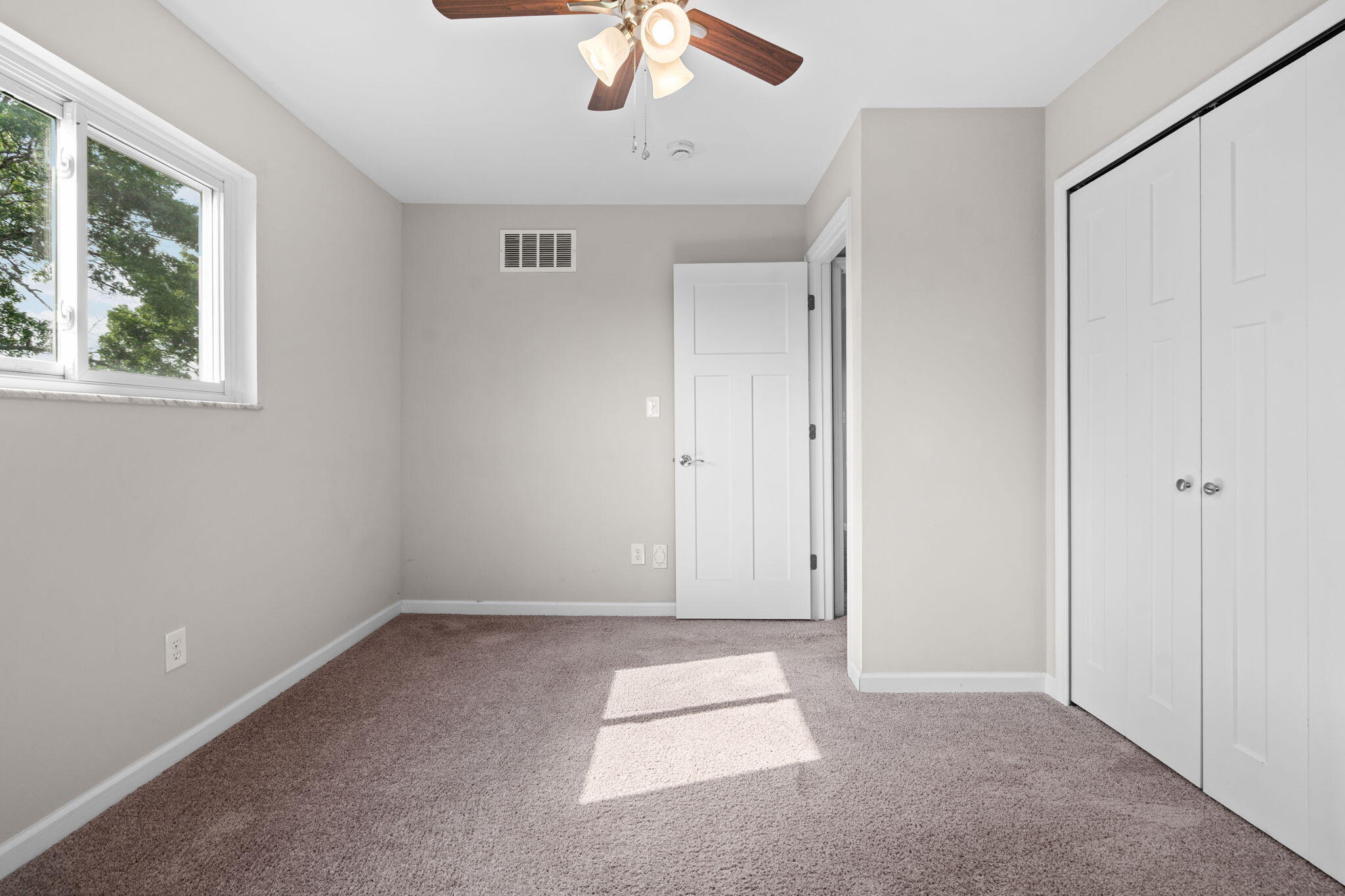 705 W Bemis Road Property Photo 41