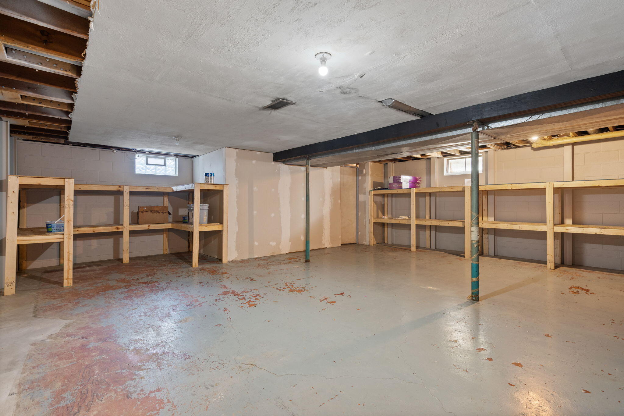 705 W Bemis Road Property Photo 44