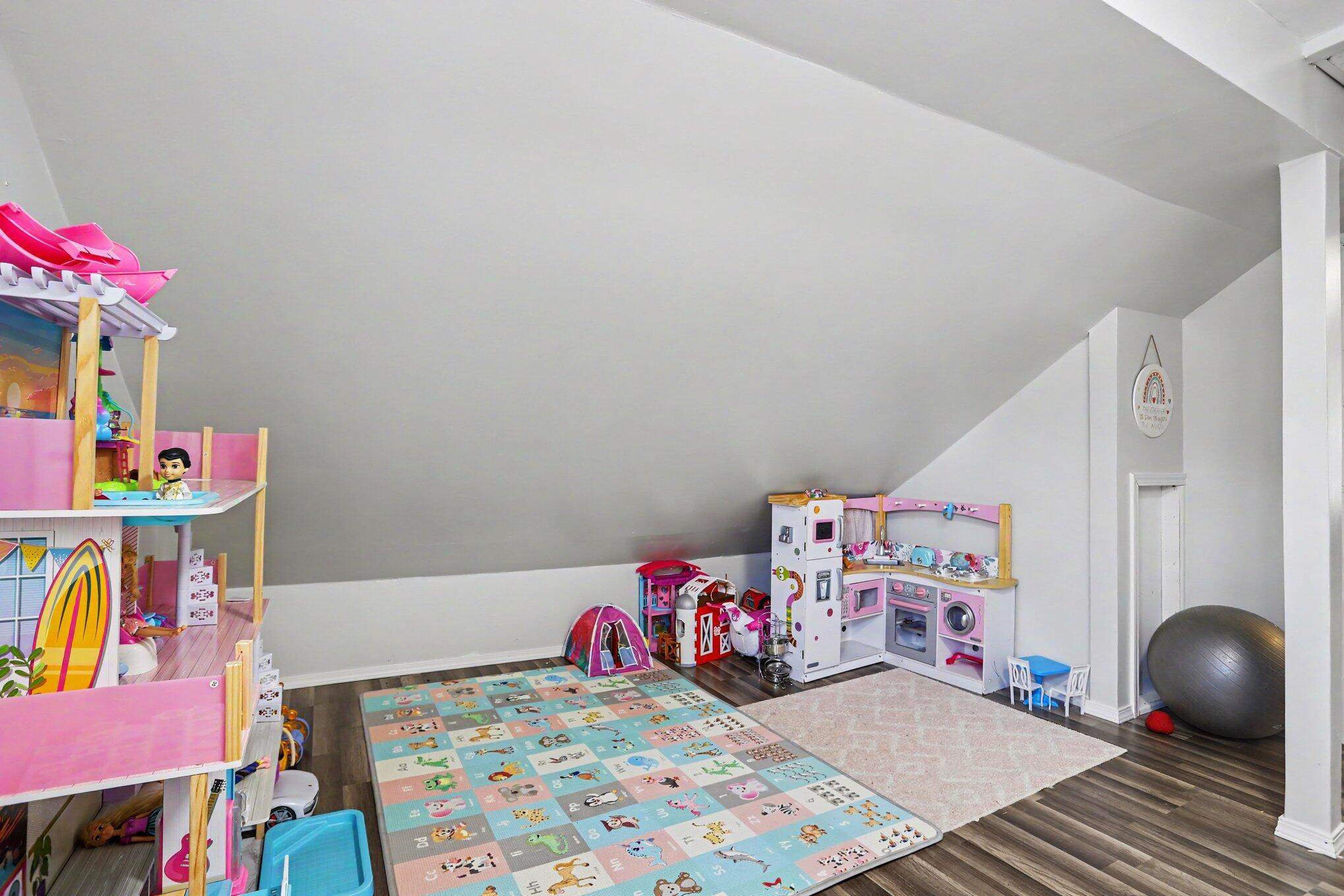 51 N 20th Street N Property Photo 14