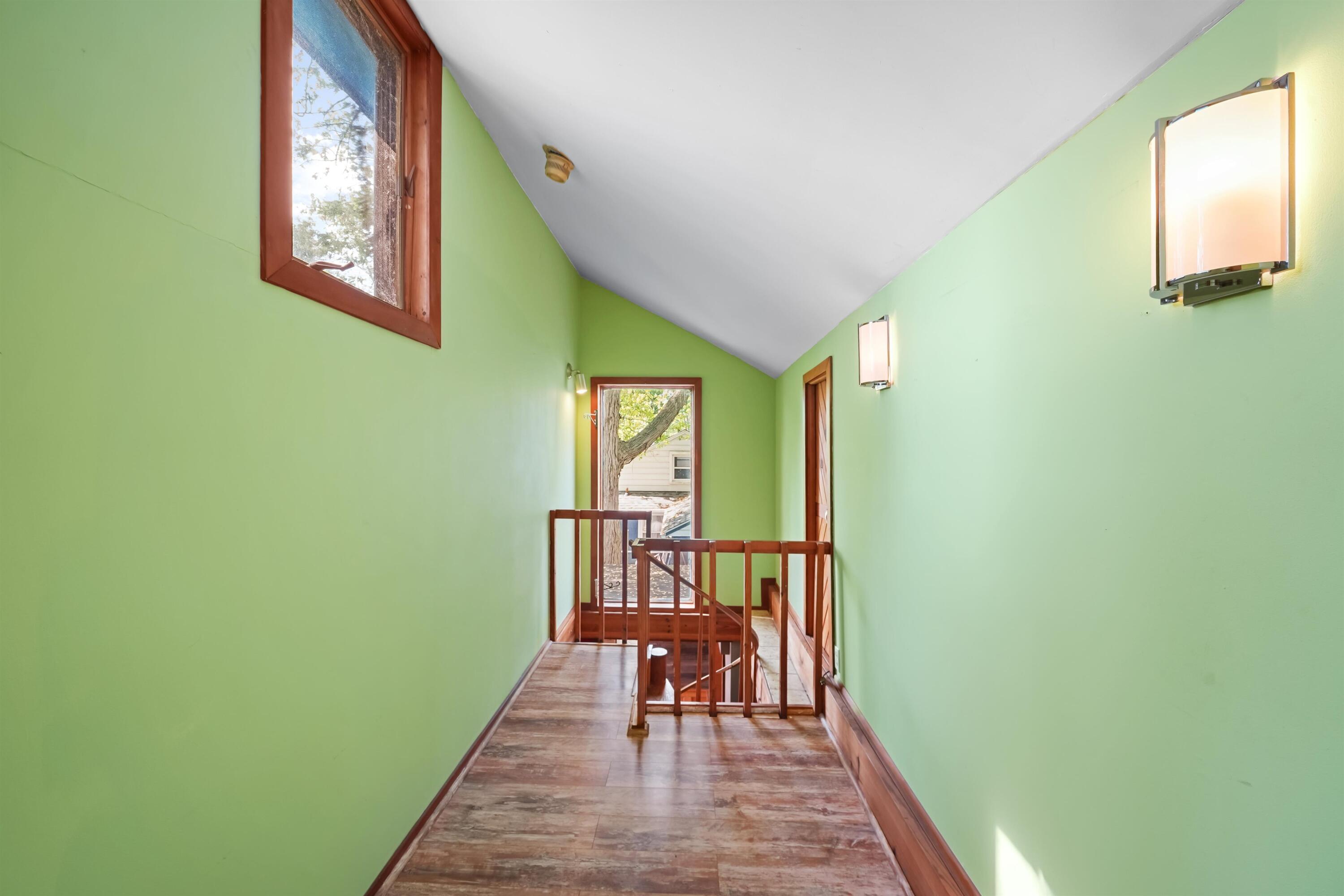 2371 Yost Boulevard Property Photo 12
