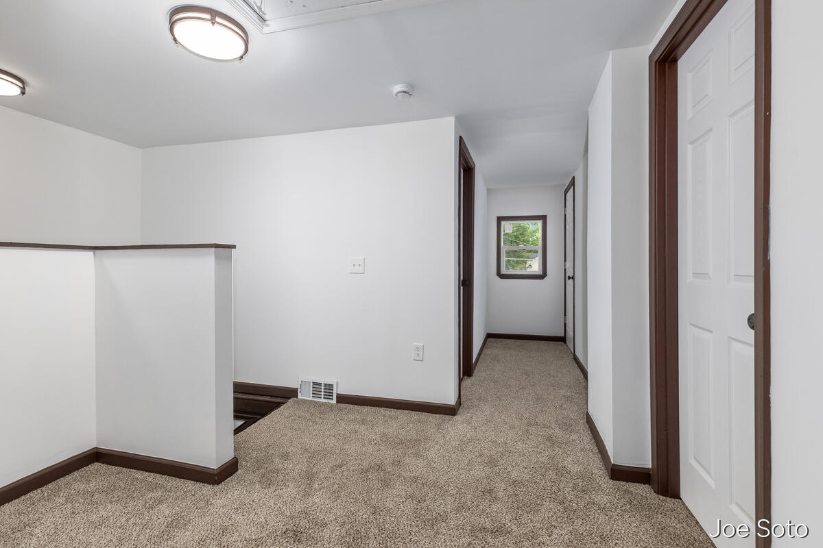 117 E Wright Avenue Property Photo 18