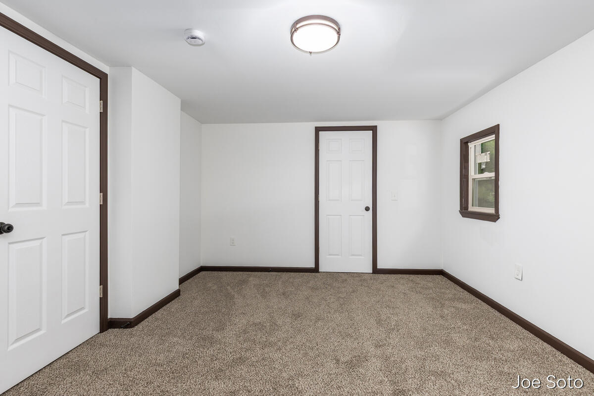 117 E Wright Avenue Property Photo 23