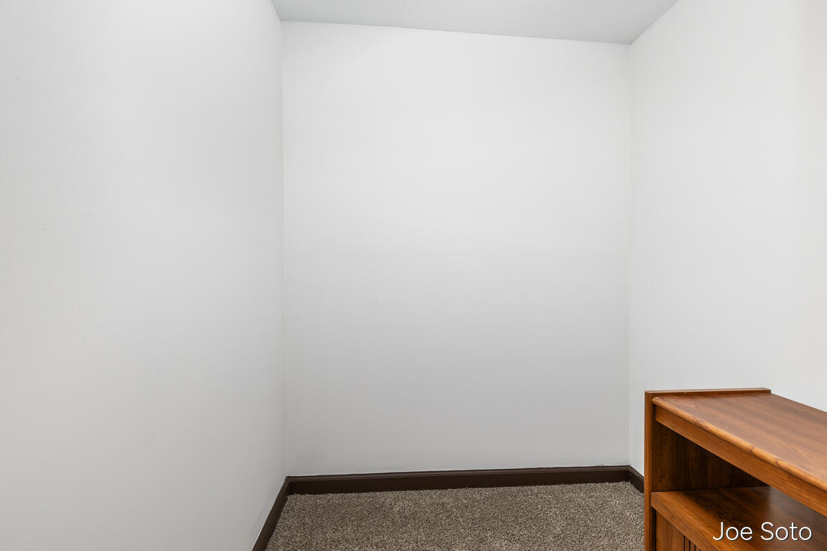 117 E Wright Avenue Property Photo 29