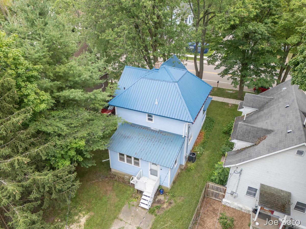 117 E Wright Avenue Property Photo 33