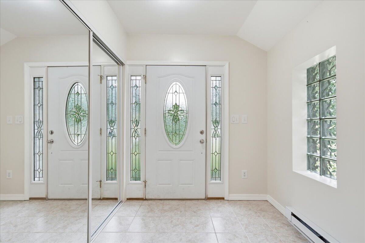 9129 3rd Street Property Photo 8