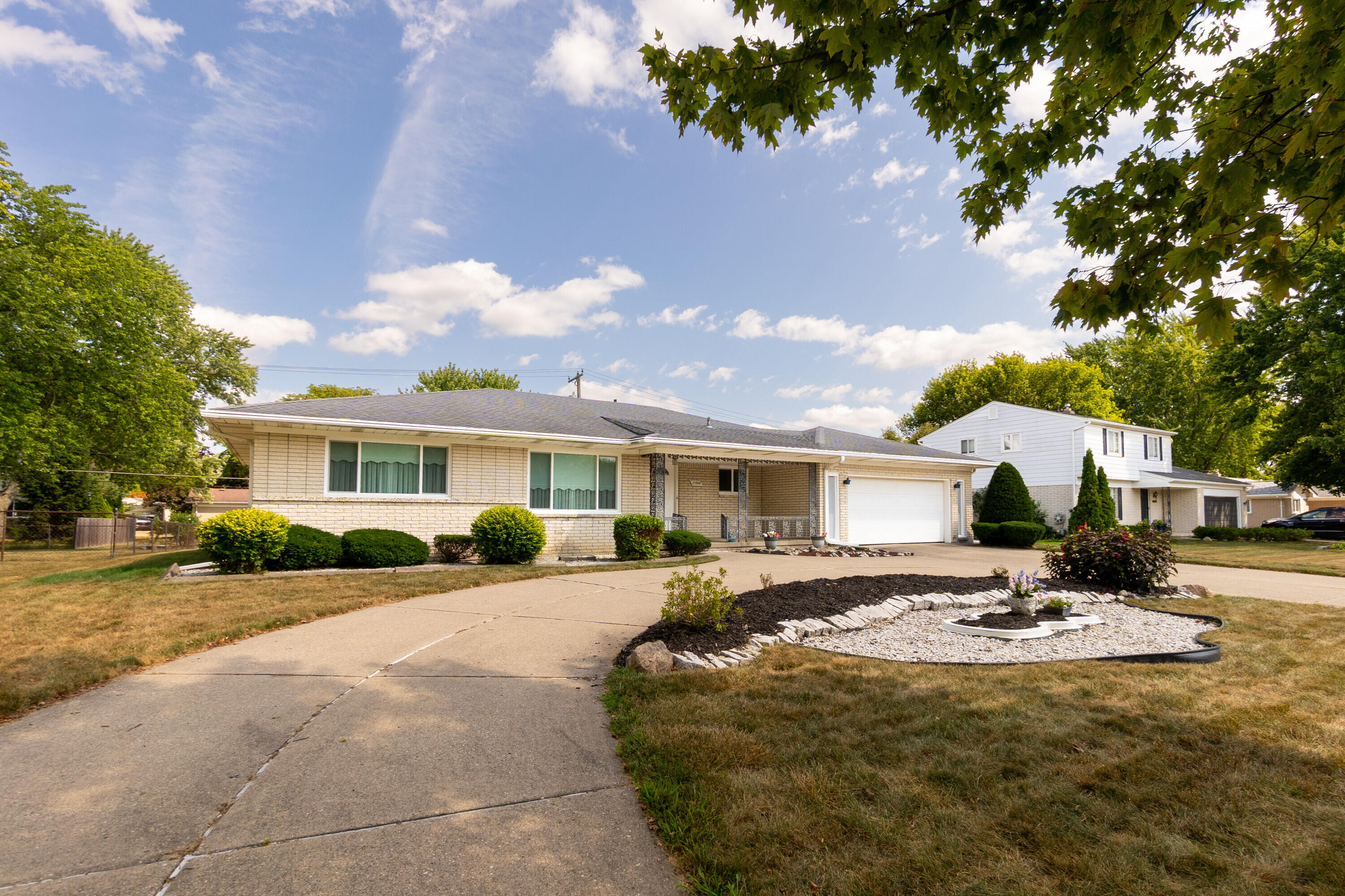 17596 Levan Road Property Photo 1