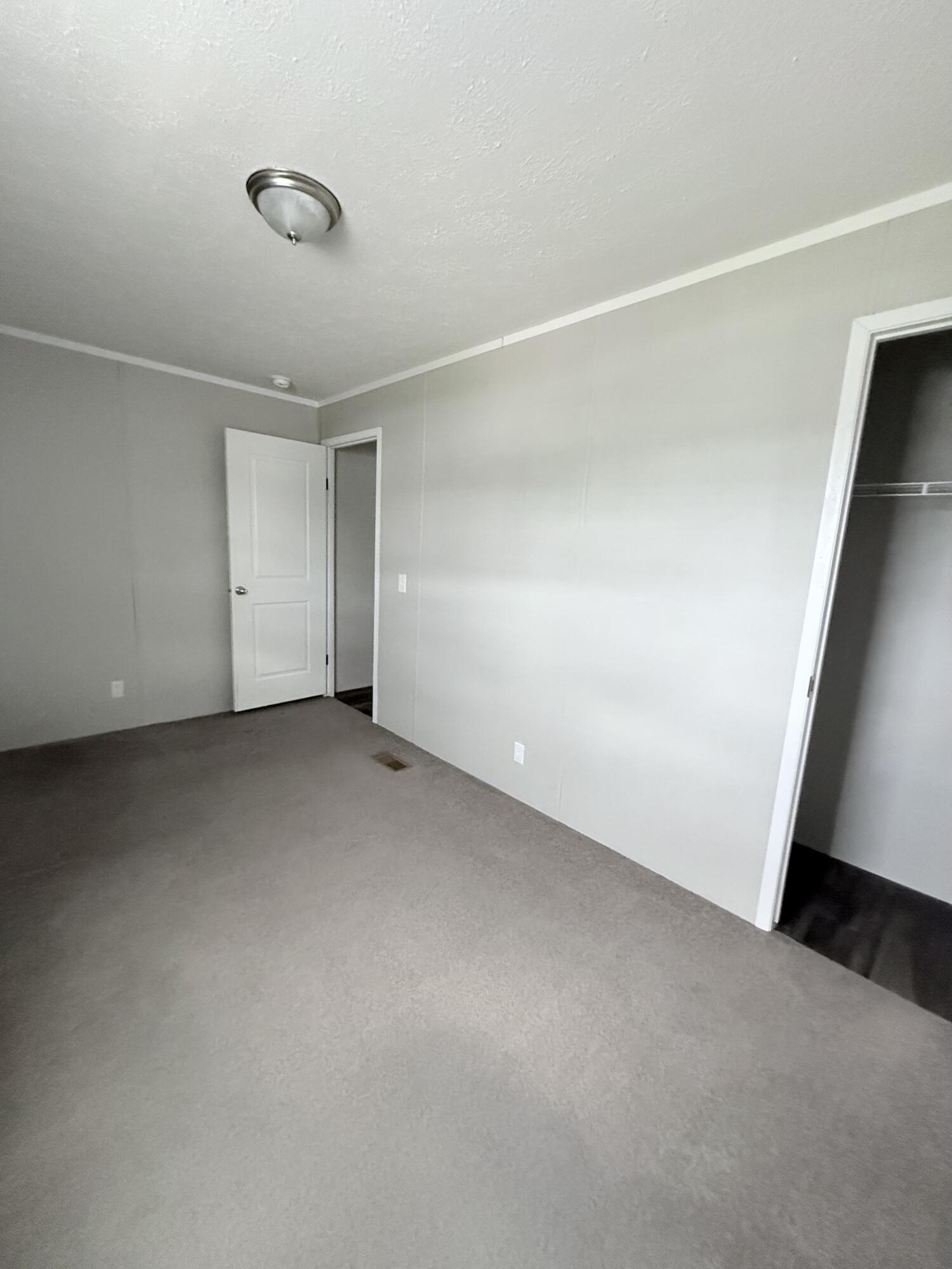 2835 S Wagner Road 196 Property Photo 14