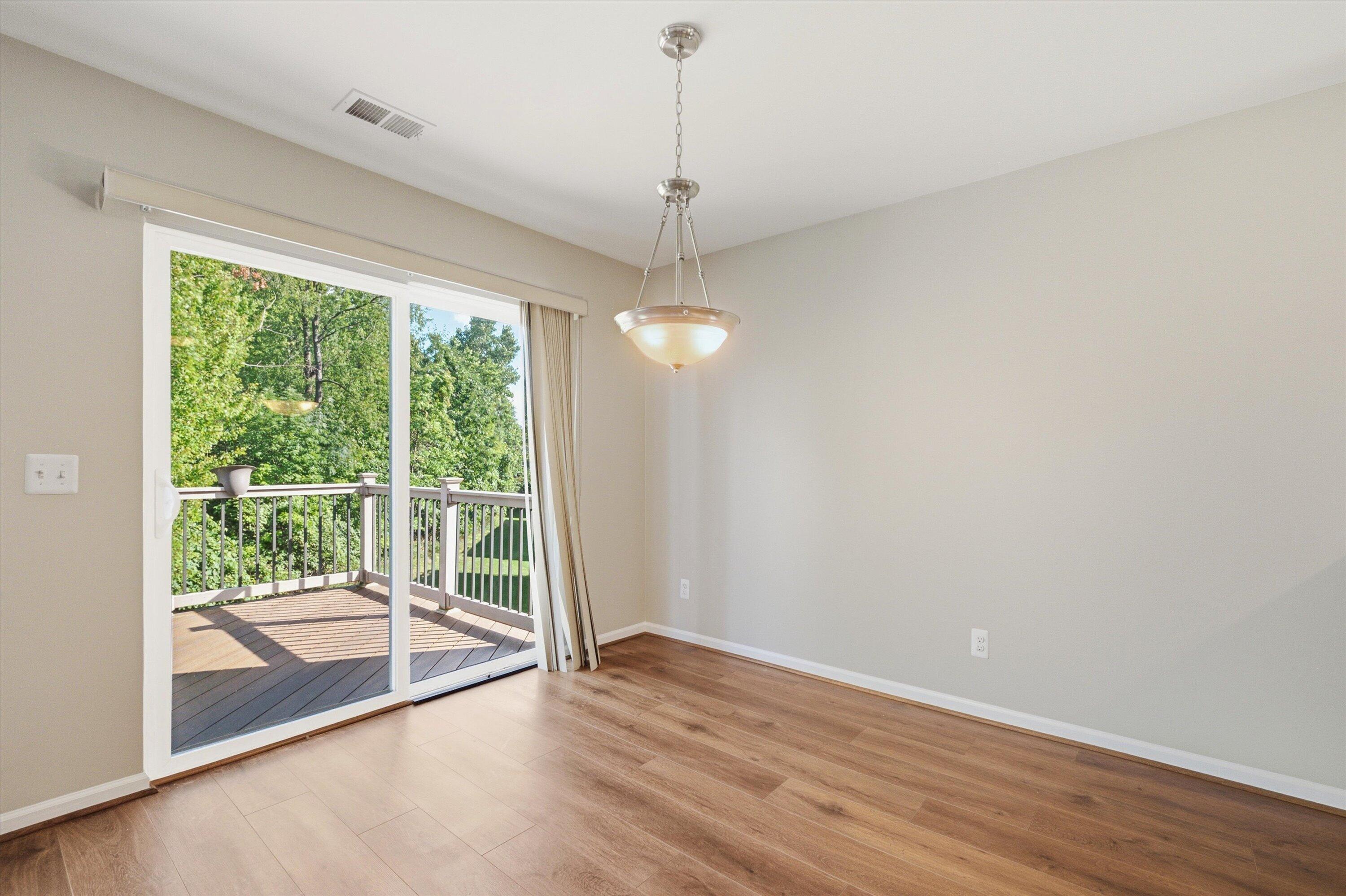 29442 Woodpark Circle Property Photo 13