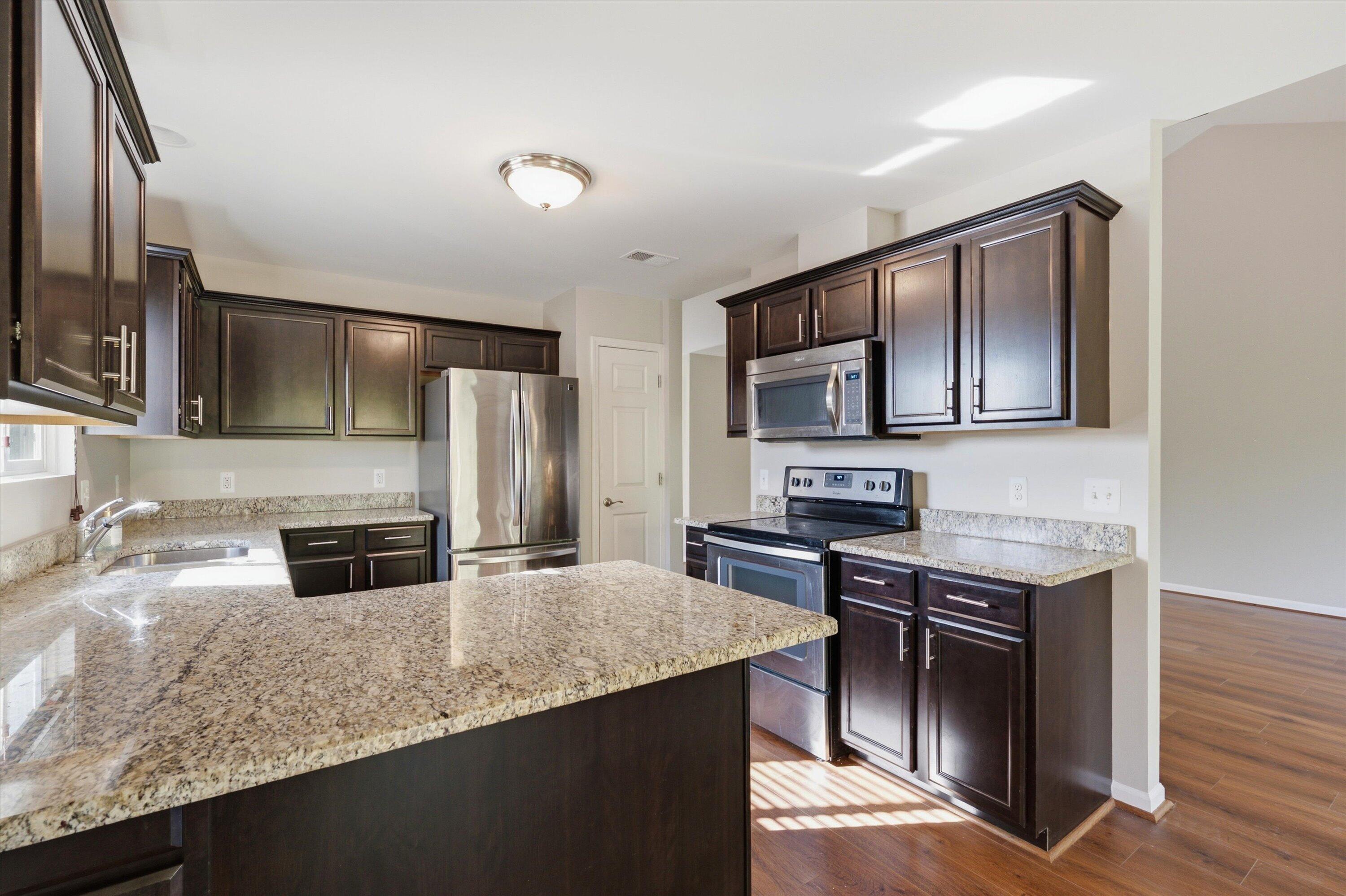 29442 Woodpark Circle Property Photo 16