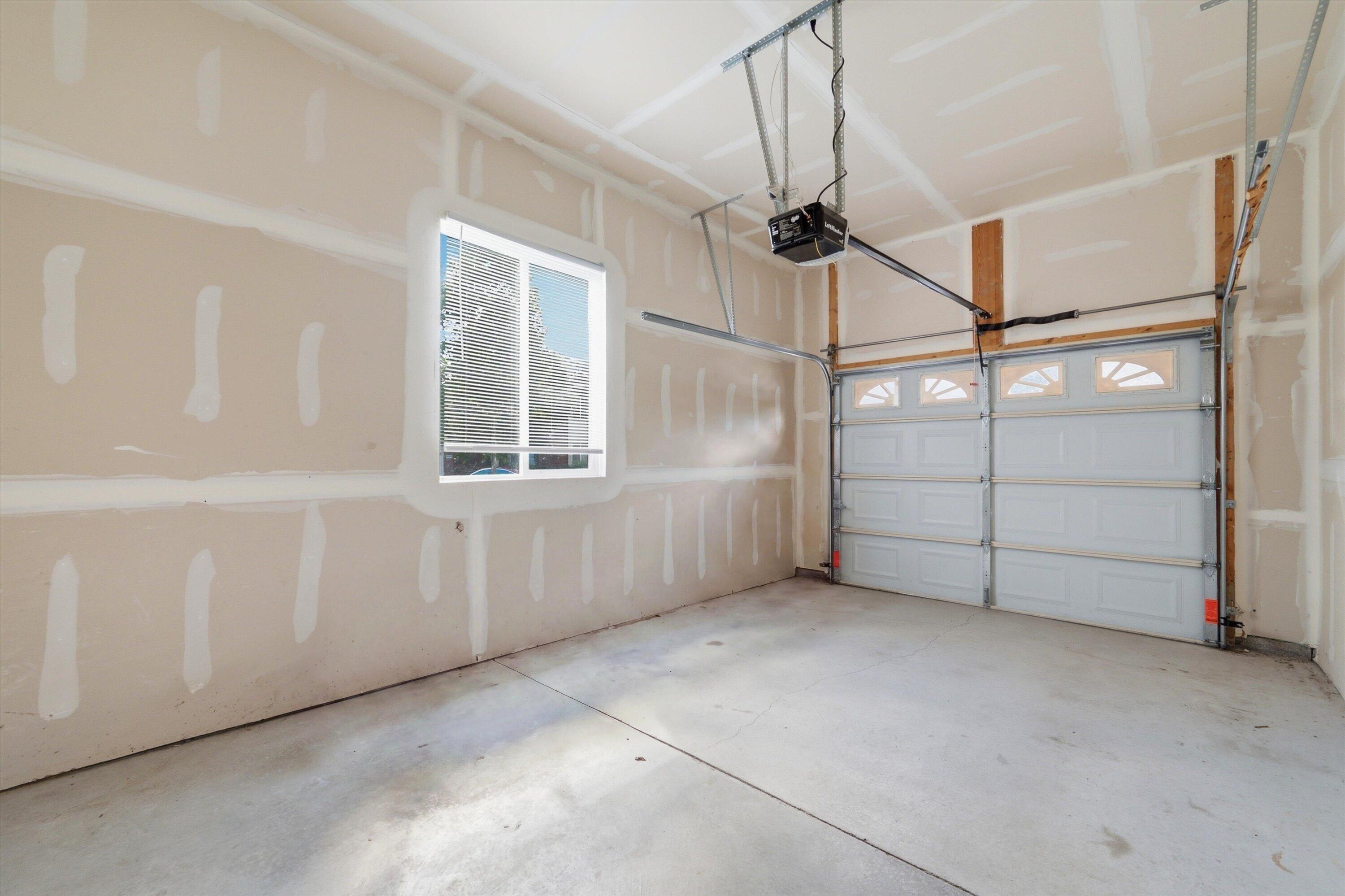 29442 Woodpark Circle Property Photo 31
