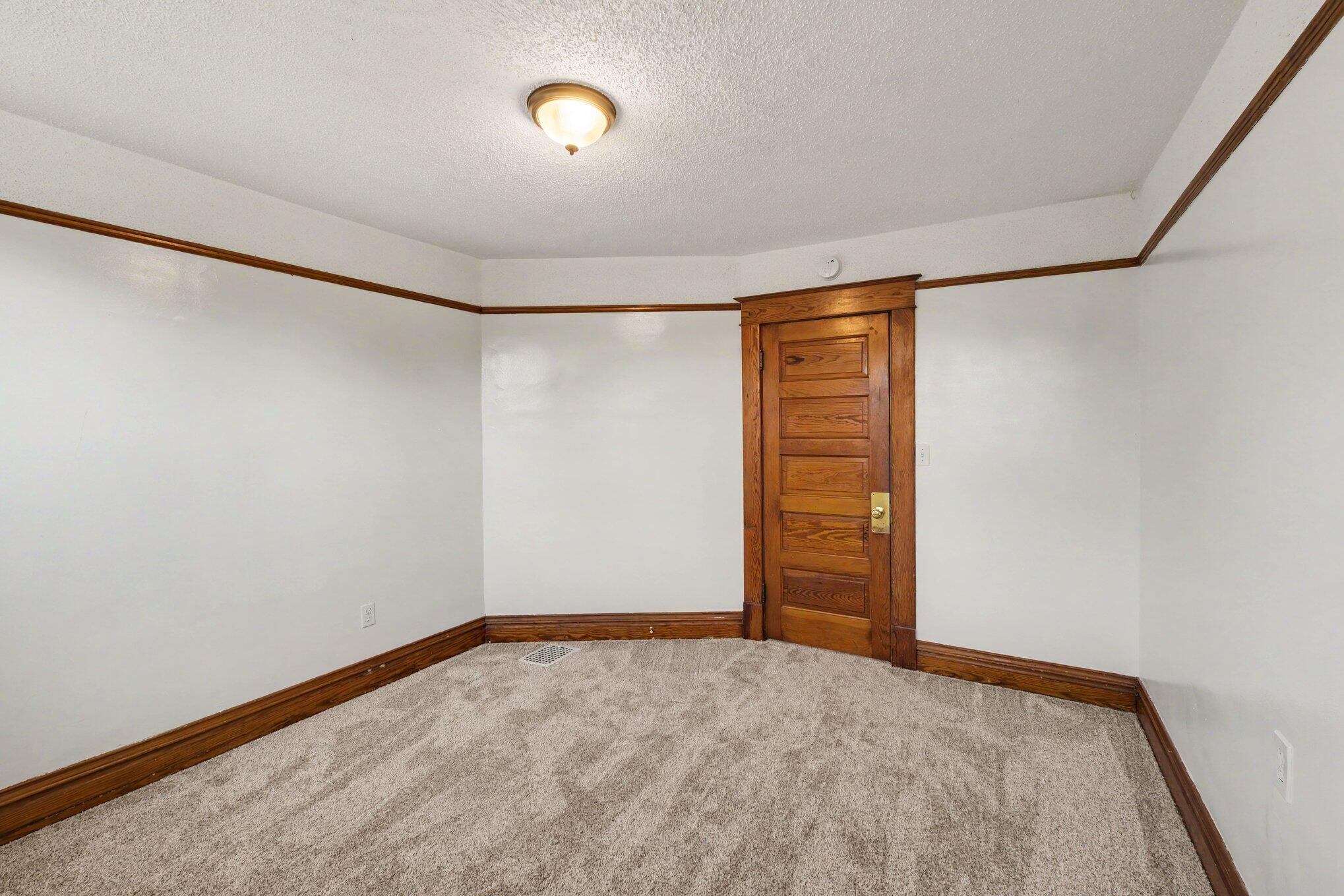 641 Lincoln Avenue Nw Property Photo 52