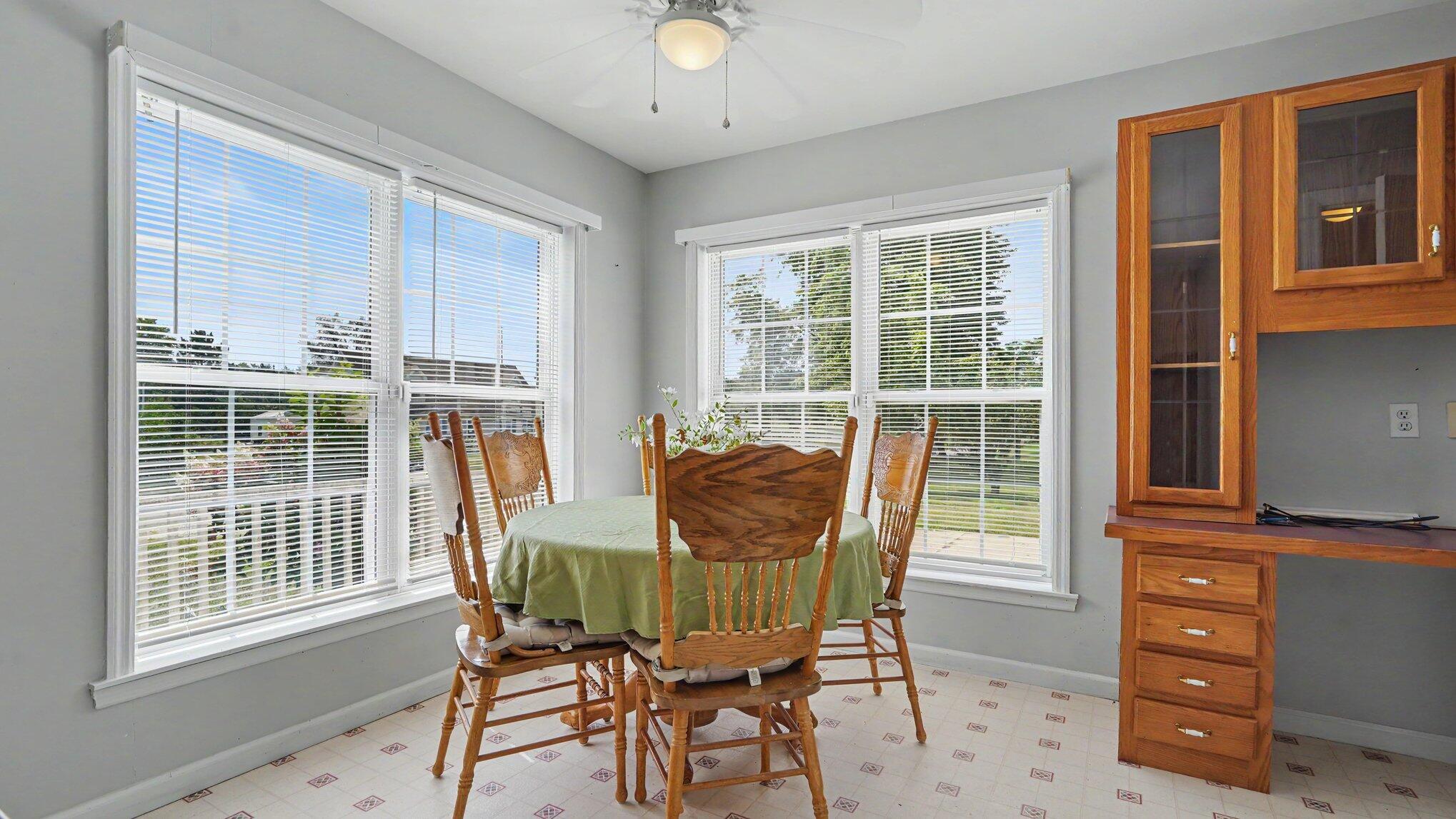 1082 Azalea Drive Property Photo 10