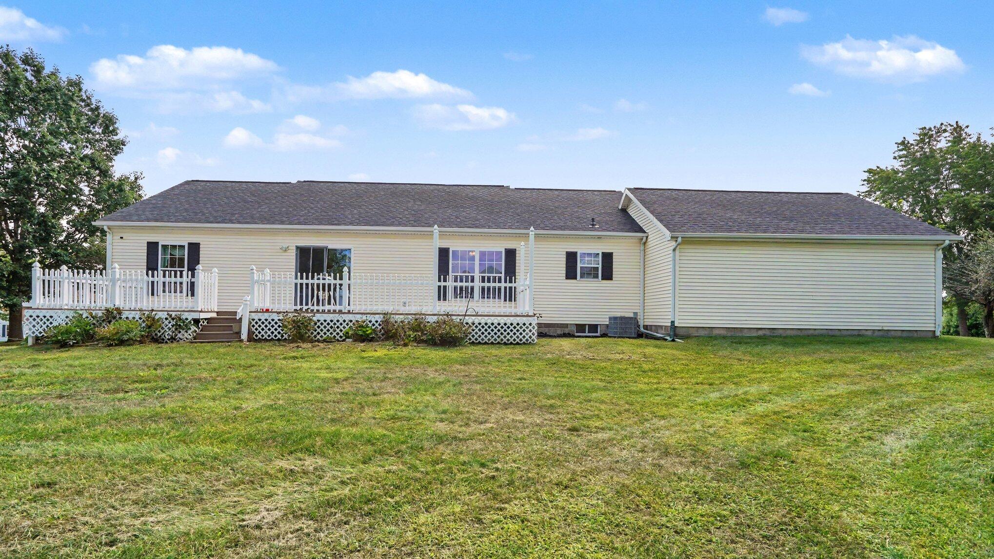 1082 Azalea Drive Property Photo 23