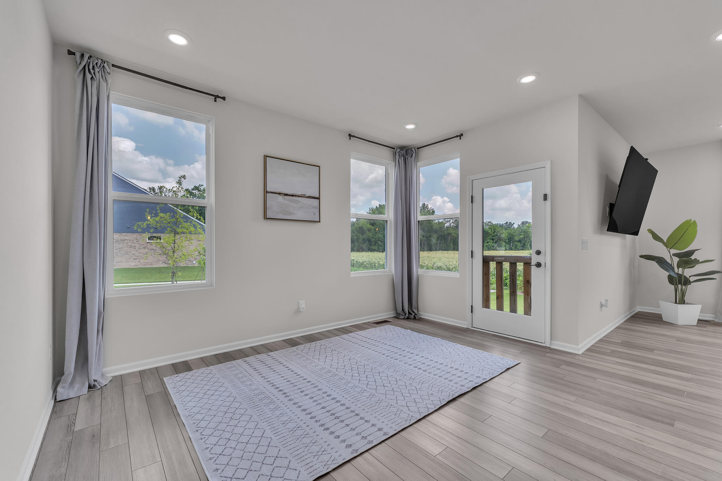 4959 Barnes Road Property Photo 13
