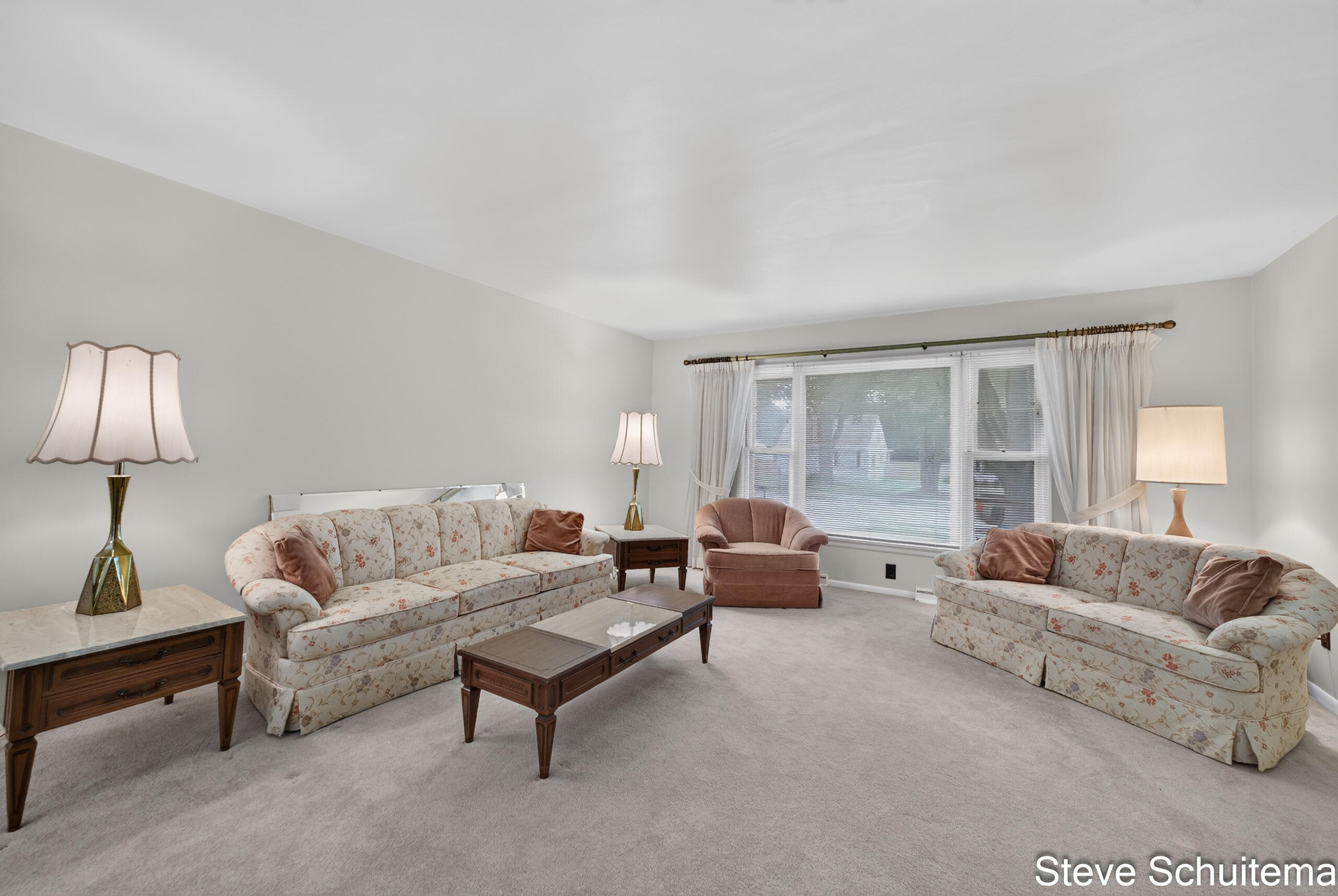 928 S Division Street Property Photo 10