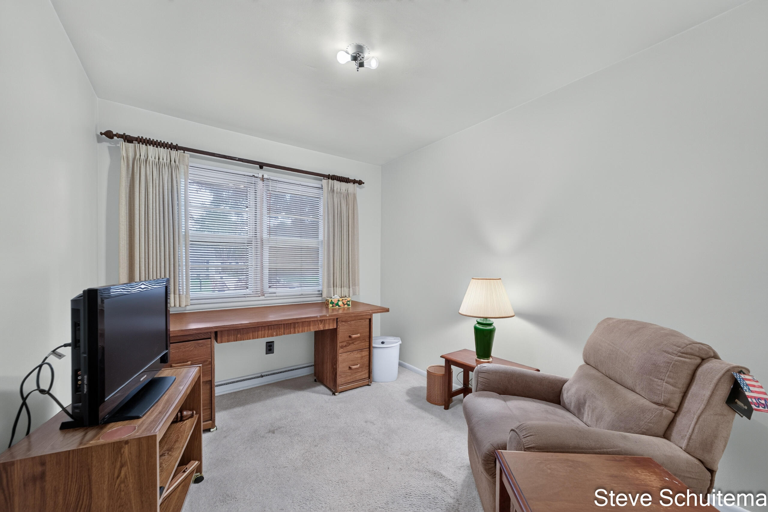 928 S Division Street Property Photo 17