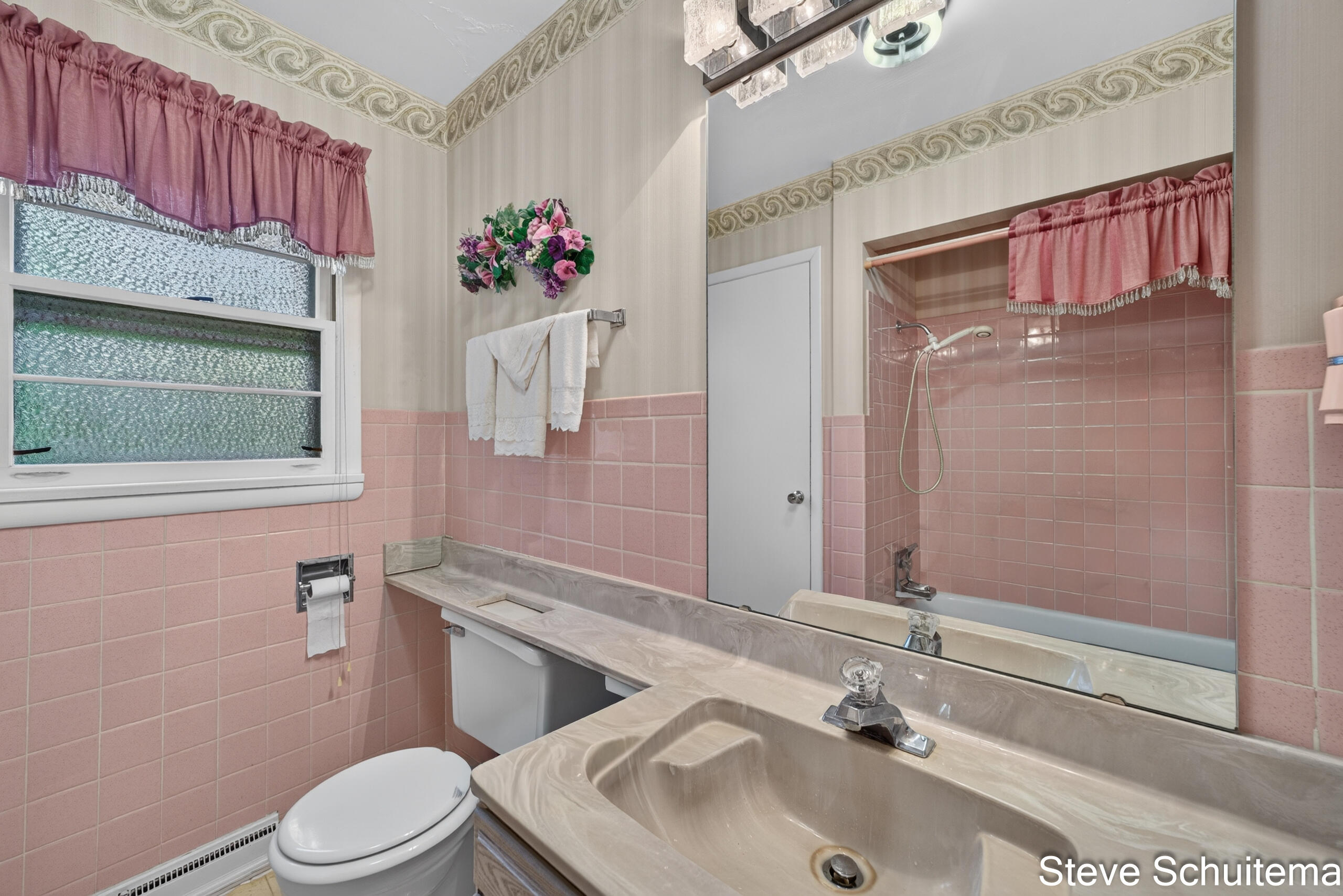 928 S Division Street Property Photo 19