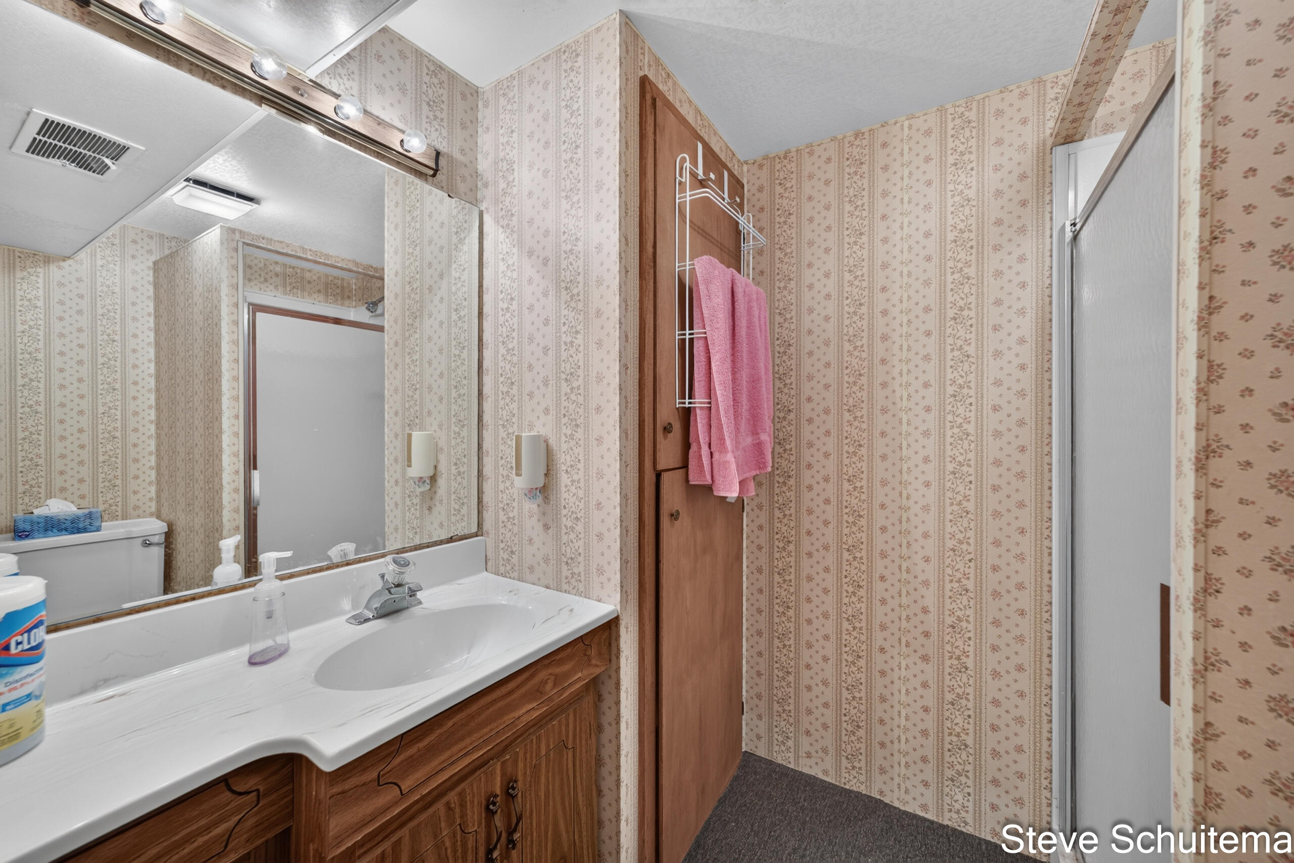 928 S Division Street Property Photo 31