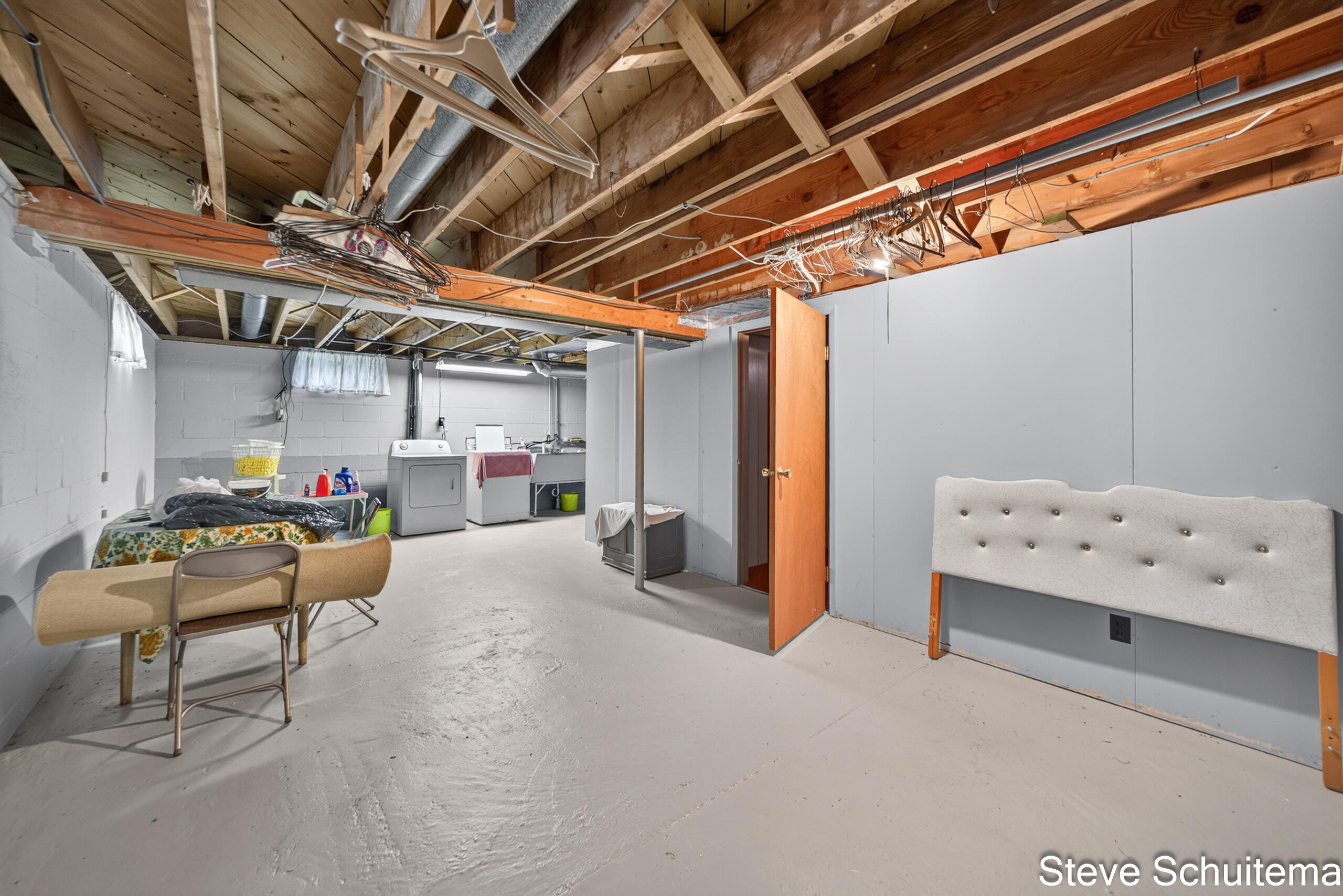 928 S Division Street Property Photo 34
