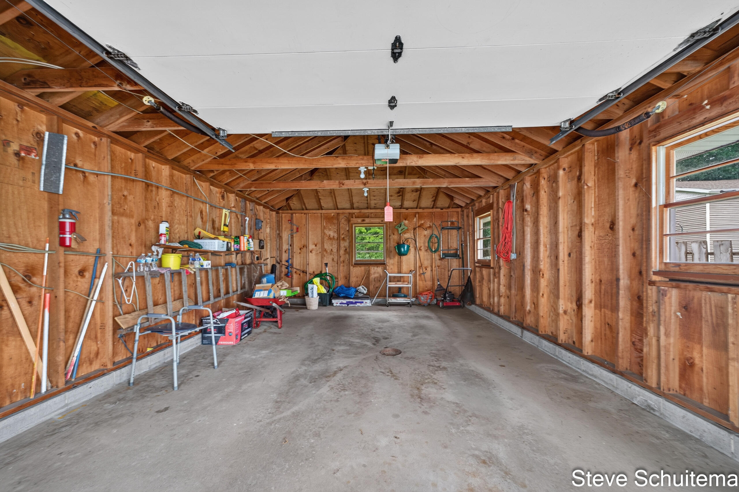 928 S Division Street Property Photo 42
