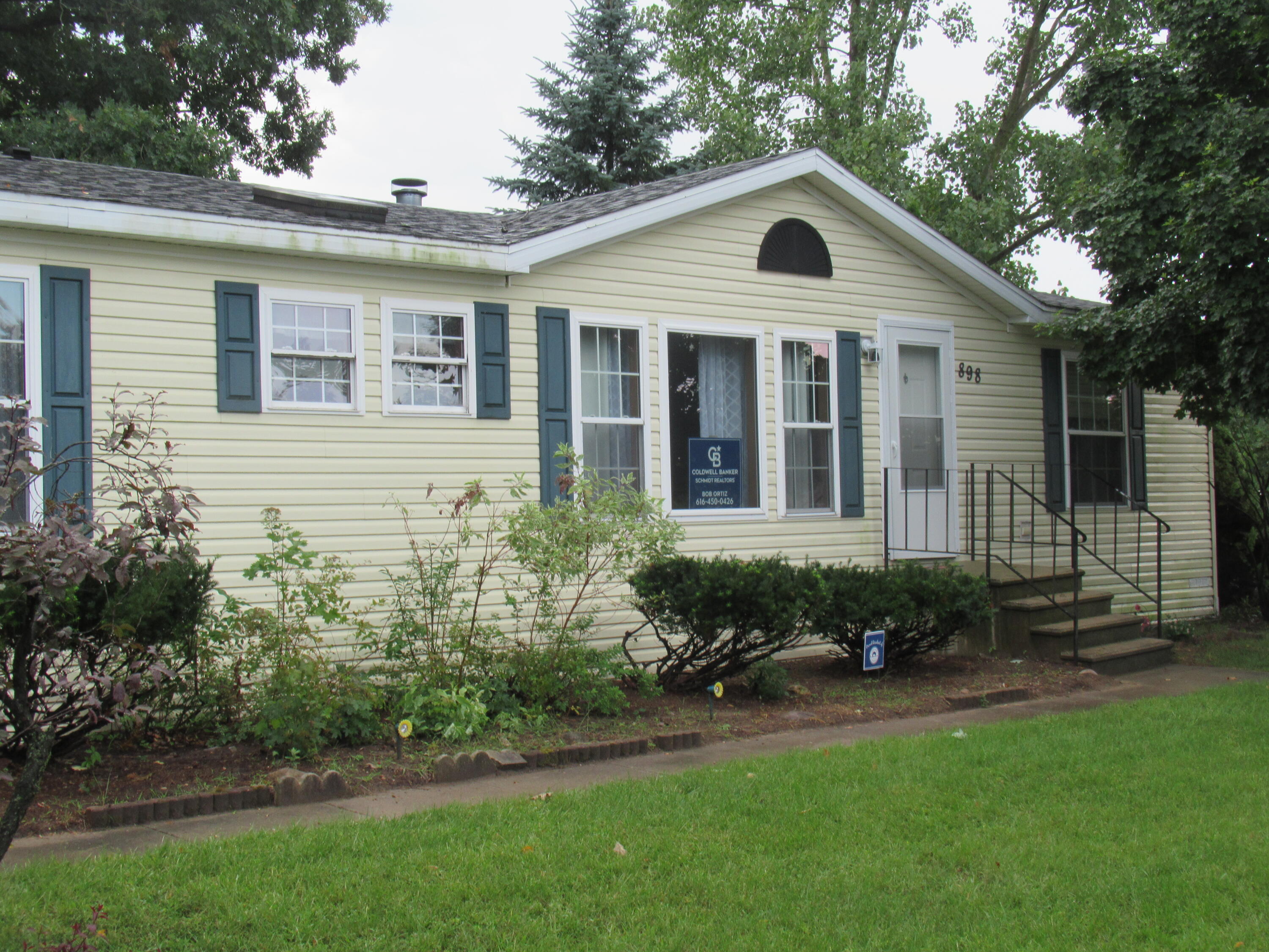 898 Millwood Trail Property Photo 2