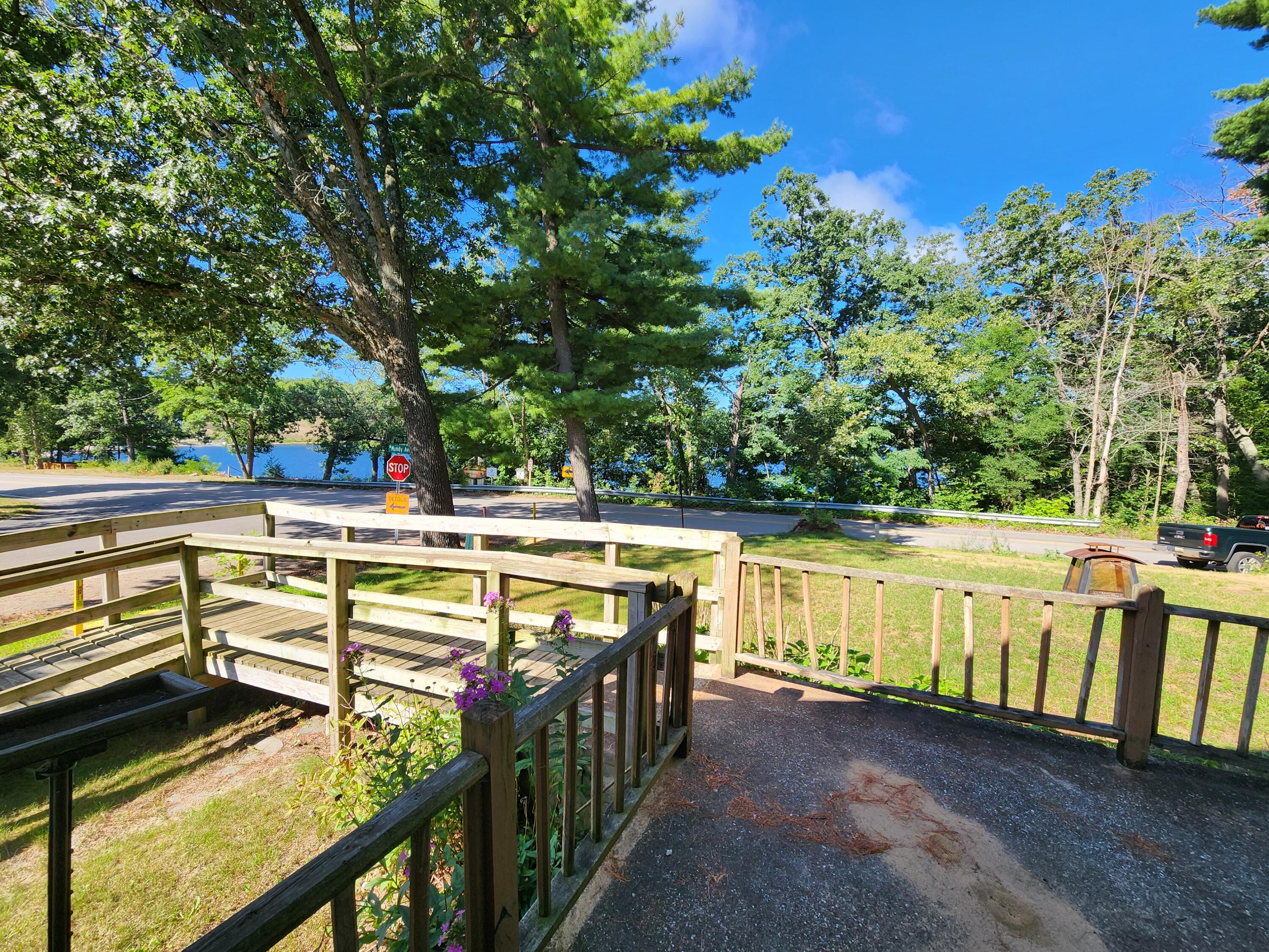 347 W Foss Avenue Property Photo 4