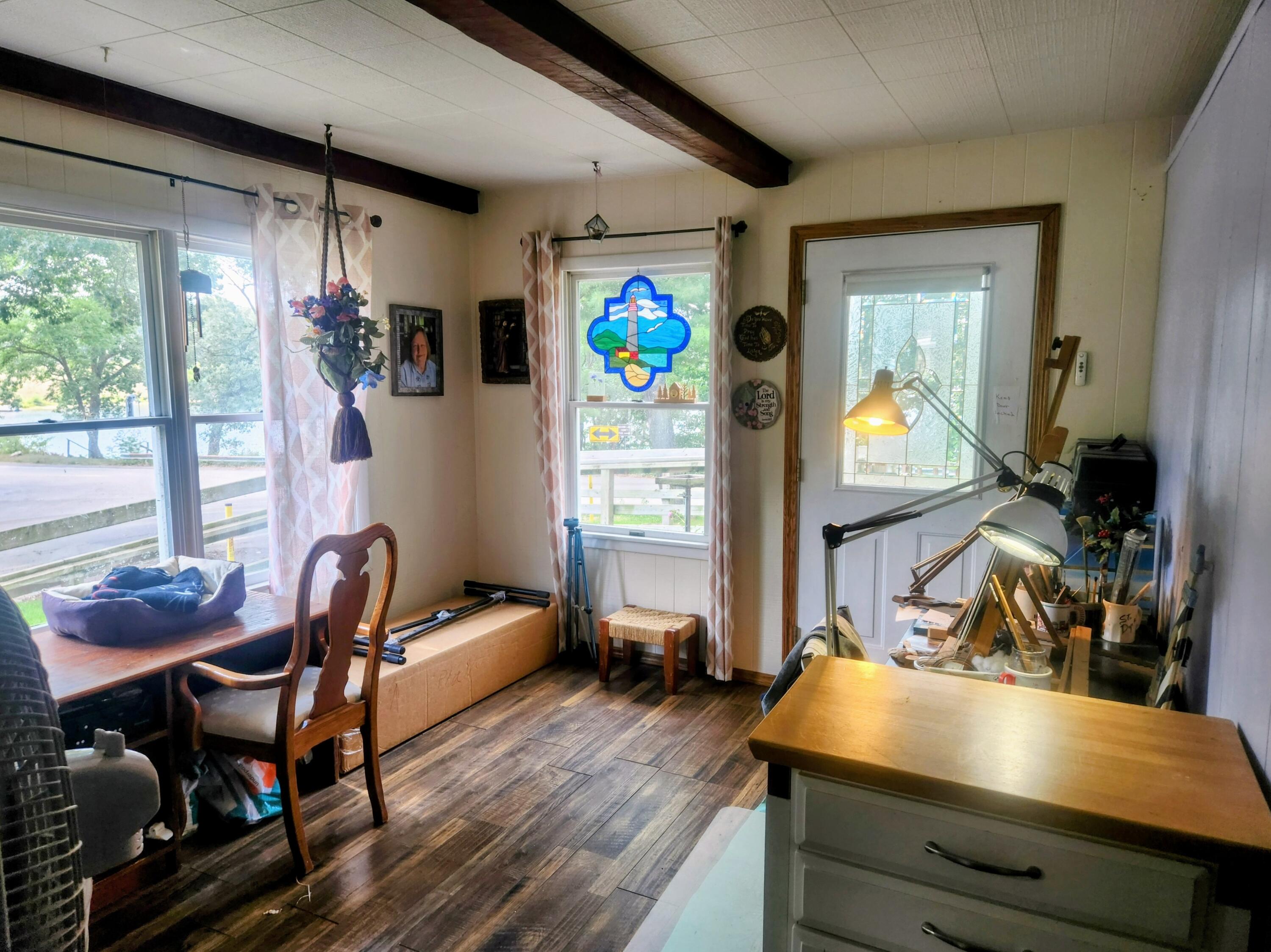 347 W Foss Avenue Property Photo 18
