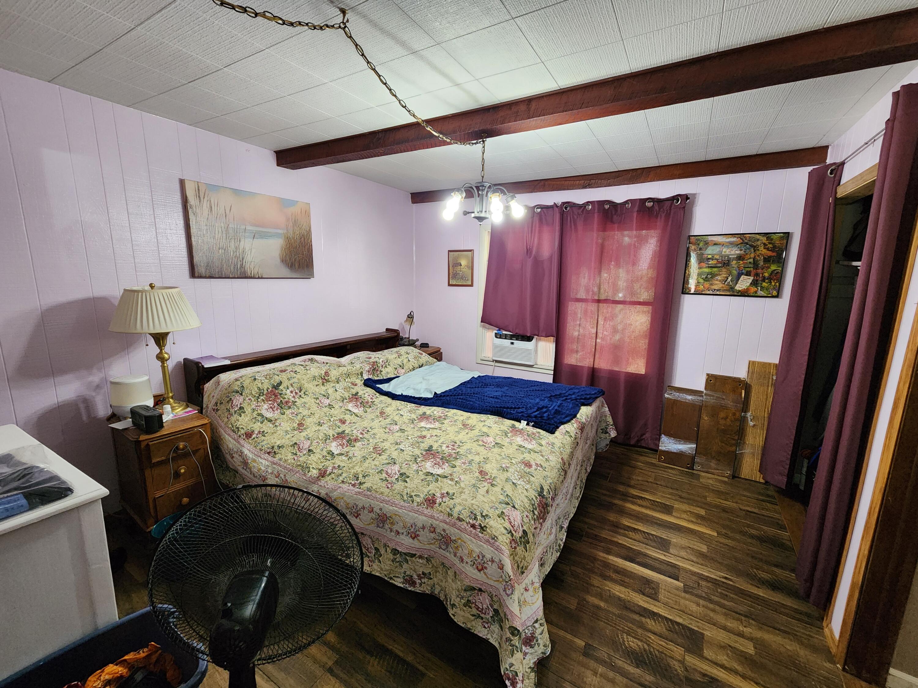 347 W Foss Avenue Property Photo 20