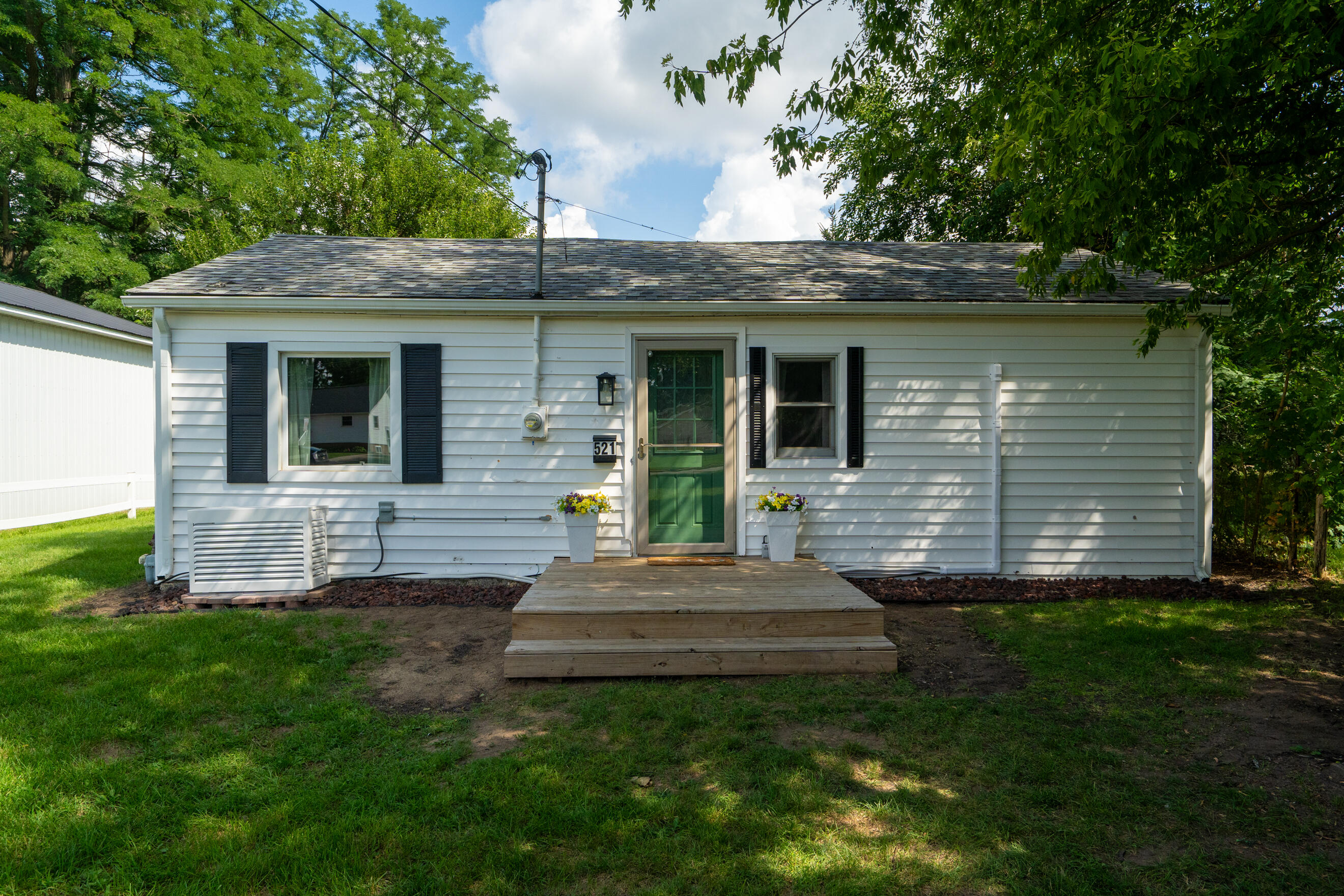 521 E Morrell Street Property Photo 1