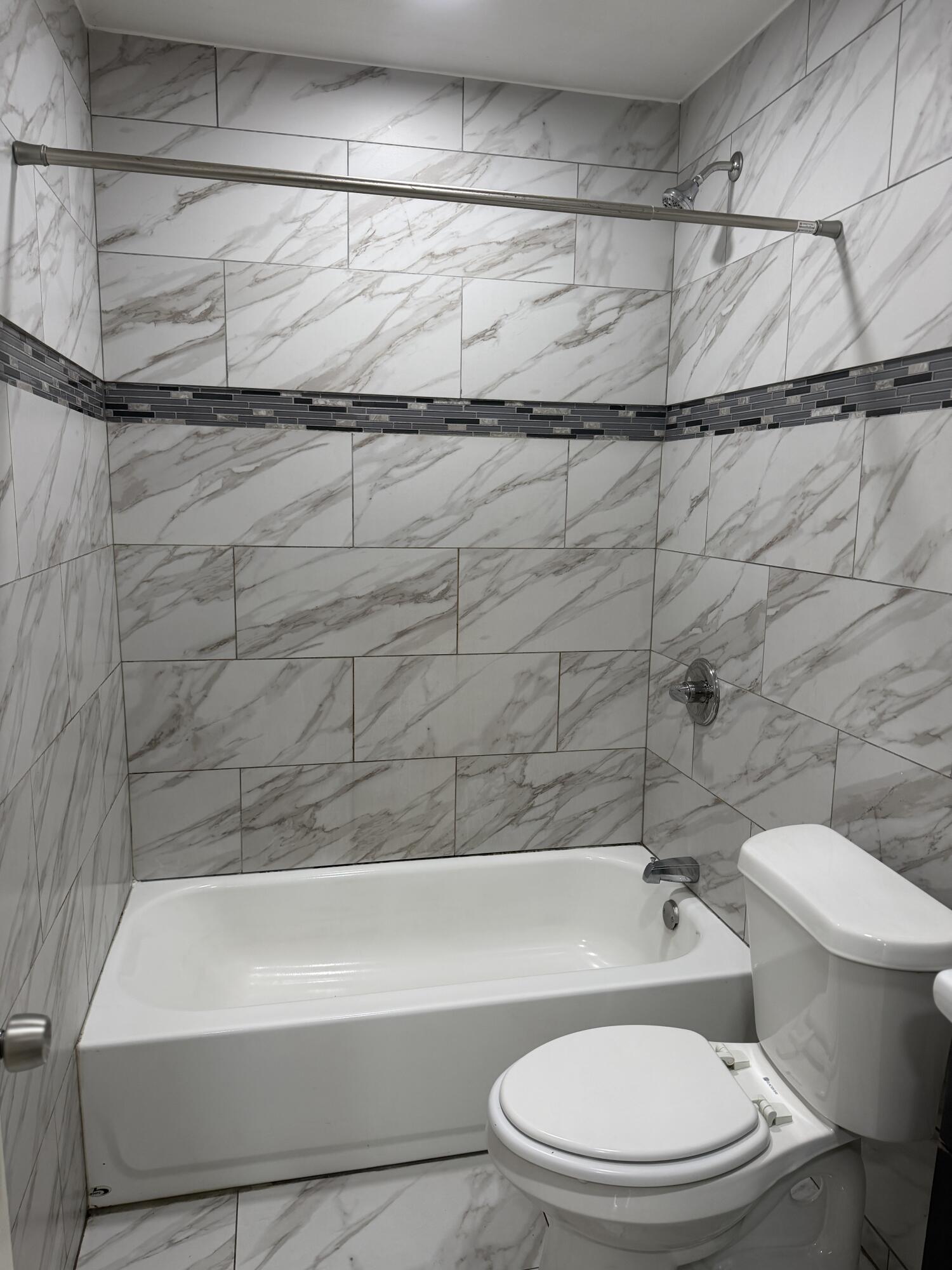 12737 Couwlier Avenue Property Photo 12