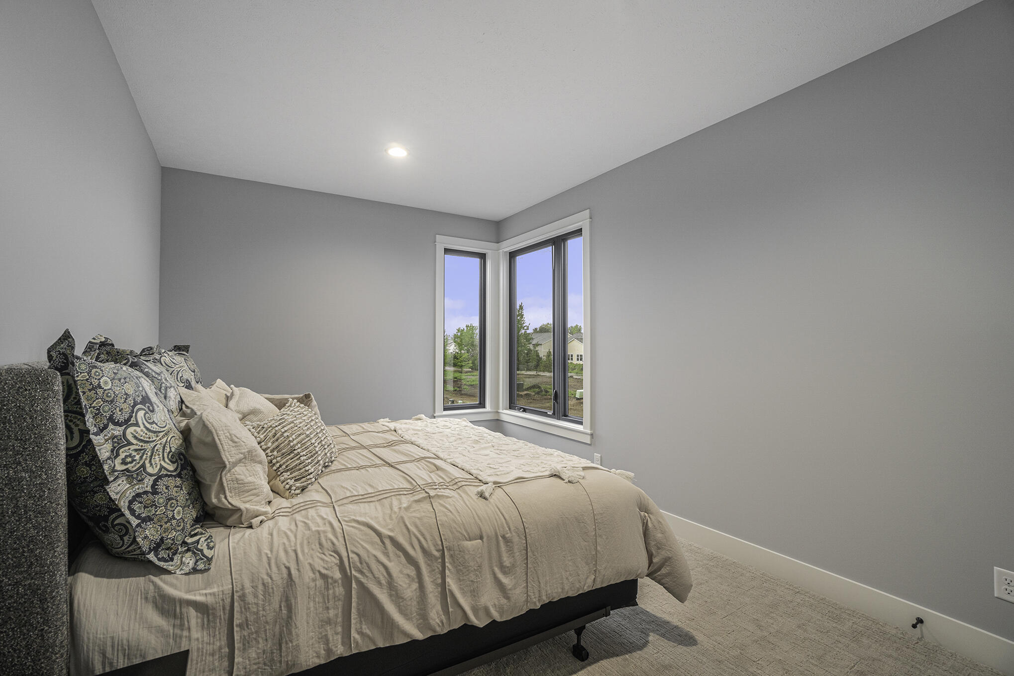 258 Viridian Shrs Drive Property Photo 9