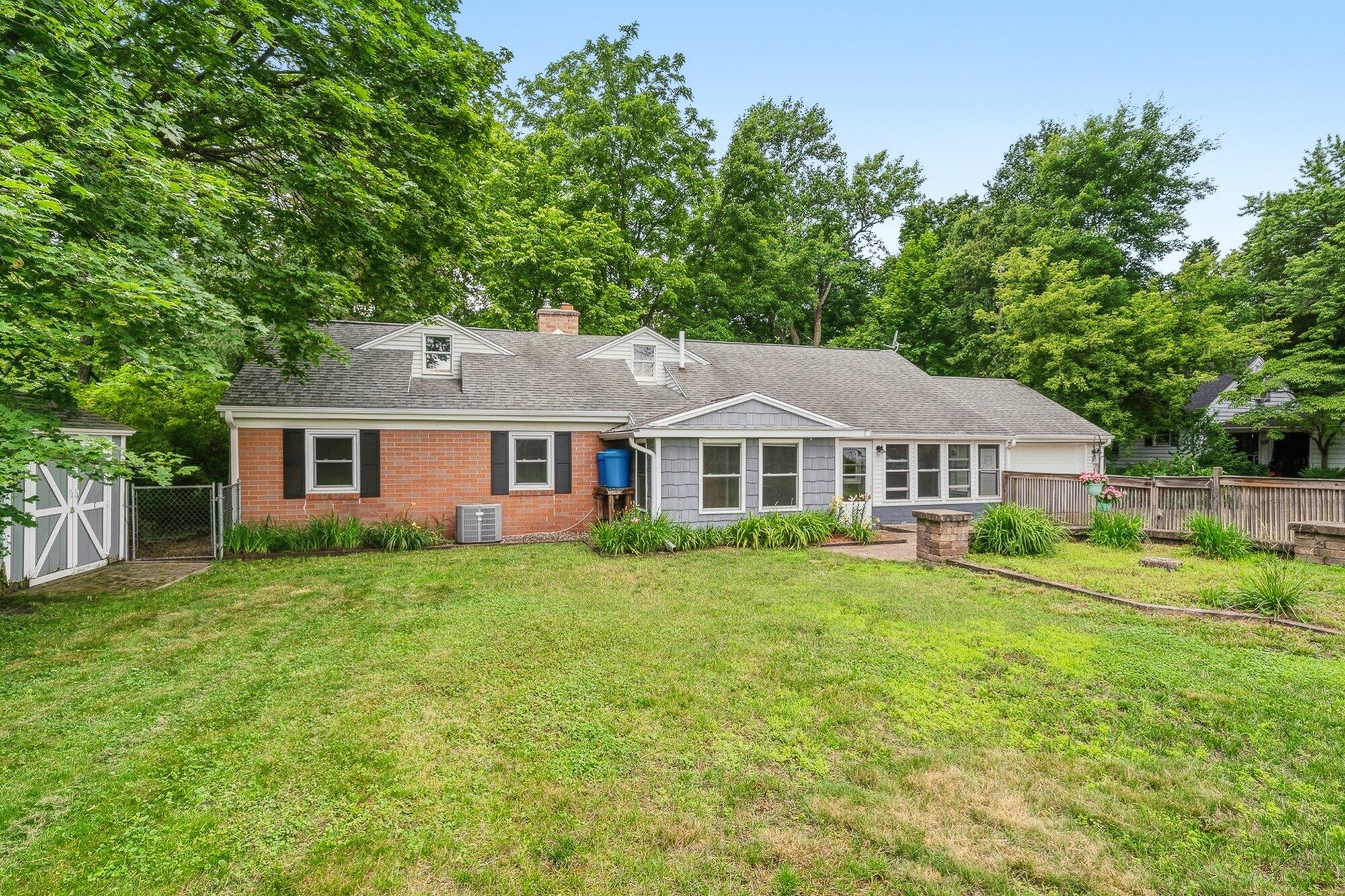 1218 Pinehurst Boulevard Property Photo 1