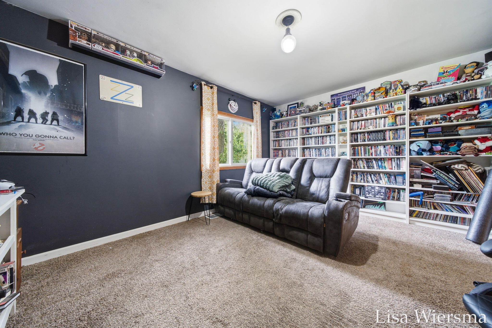 4393 E 8th Street Property Photo 12