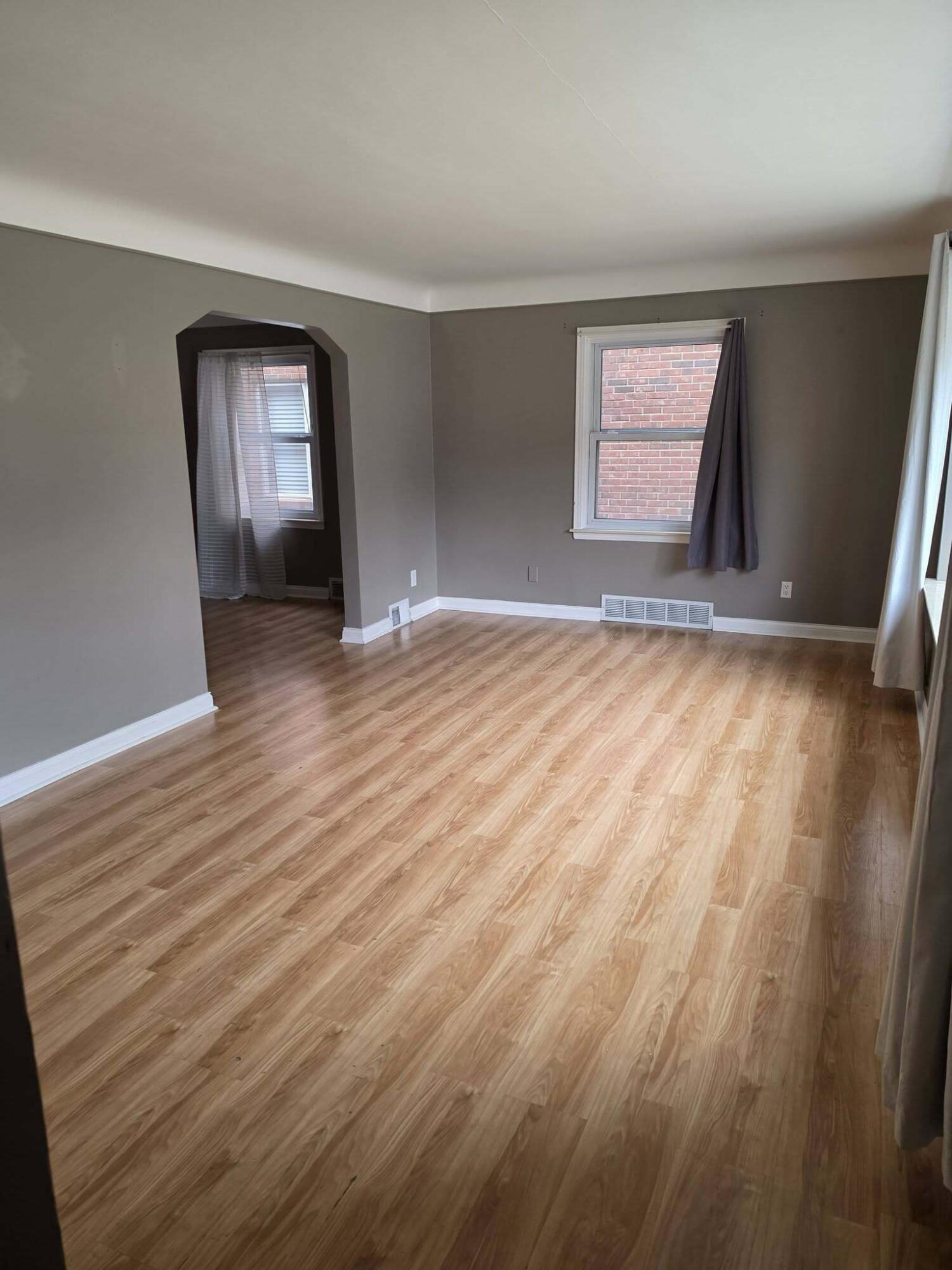 26044788 Property Photo 9