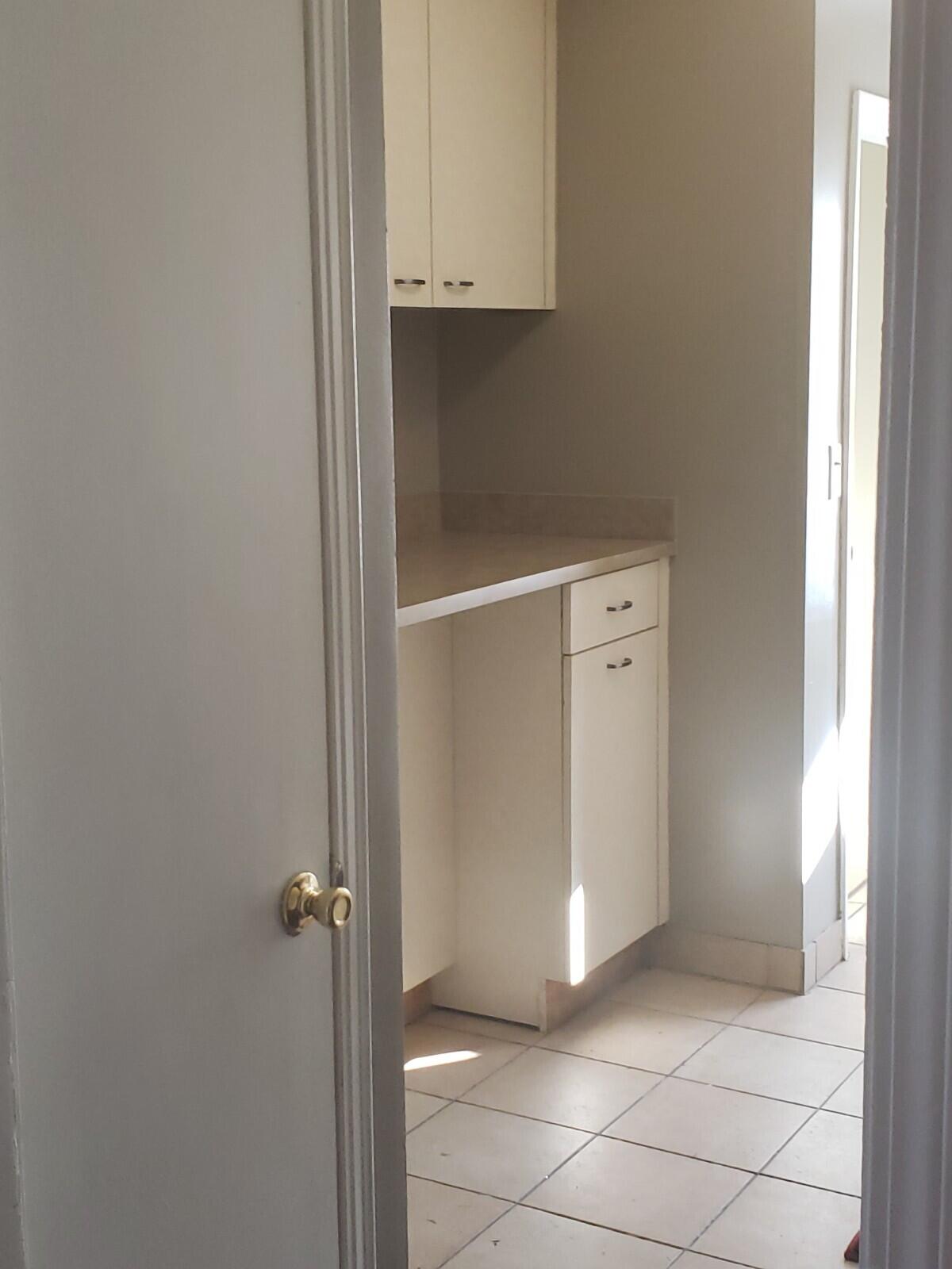 26044788 Property Photo 15