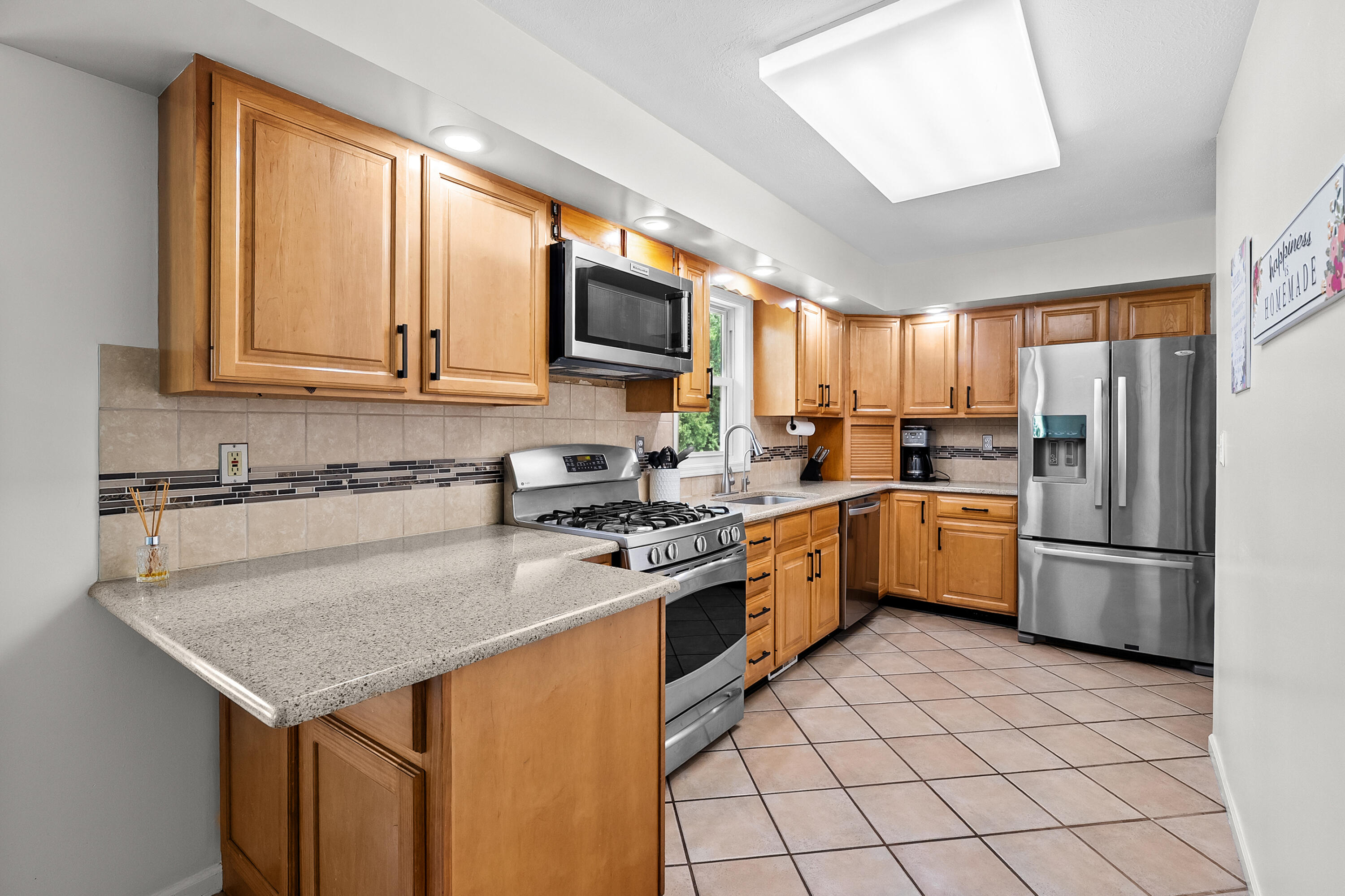 22864 Blackbird Avenue Property Photo 19