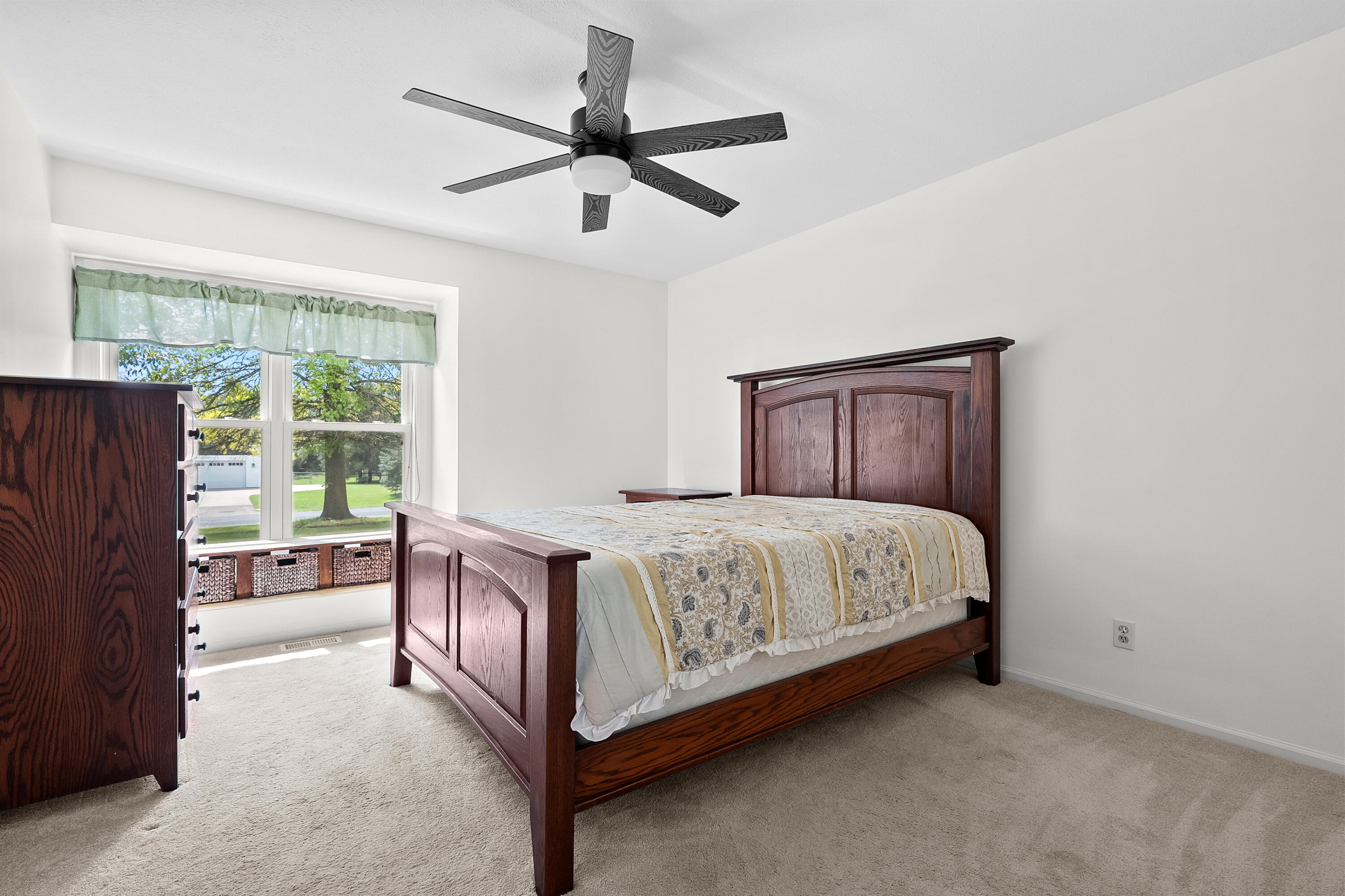 22864 Blackbird Avenue Property Photo 22
