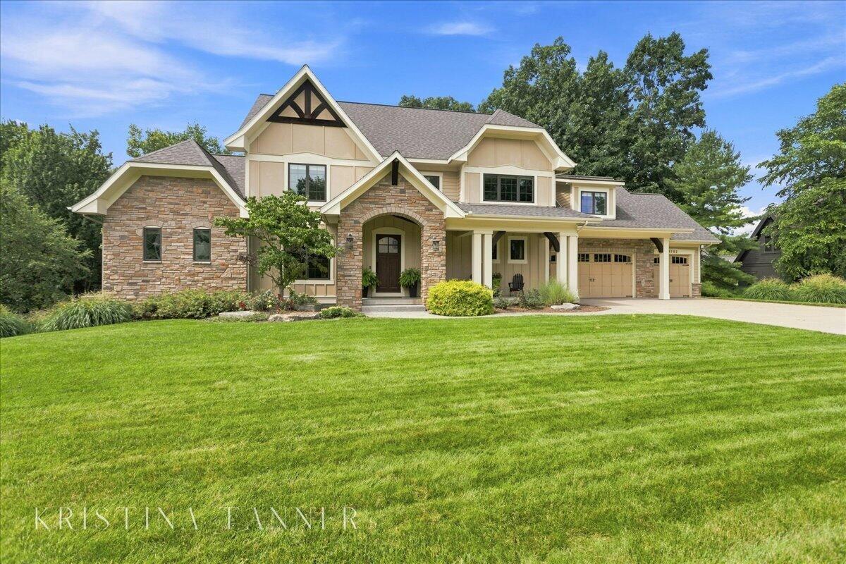 5782 Manchester Hills Drive Se Property Photo 1