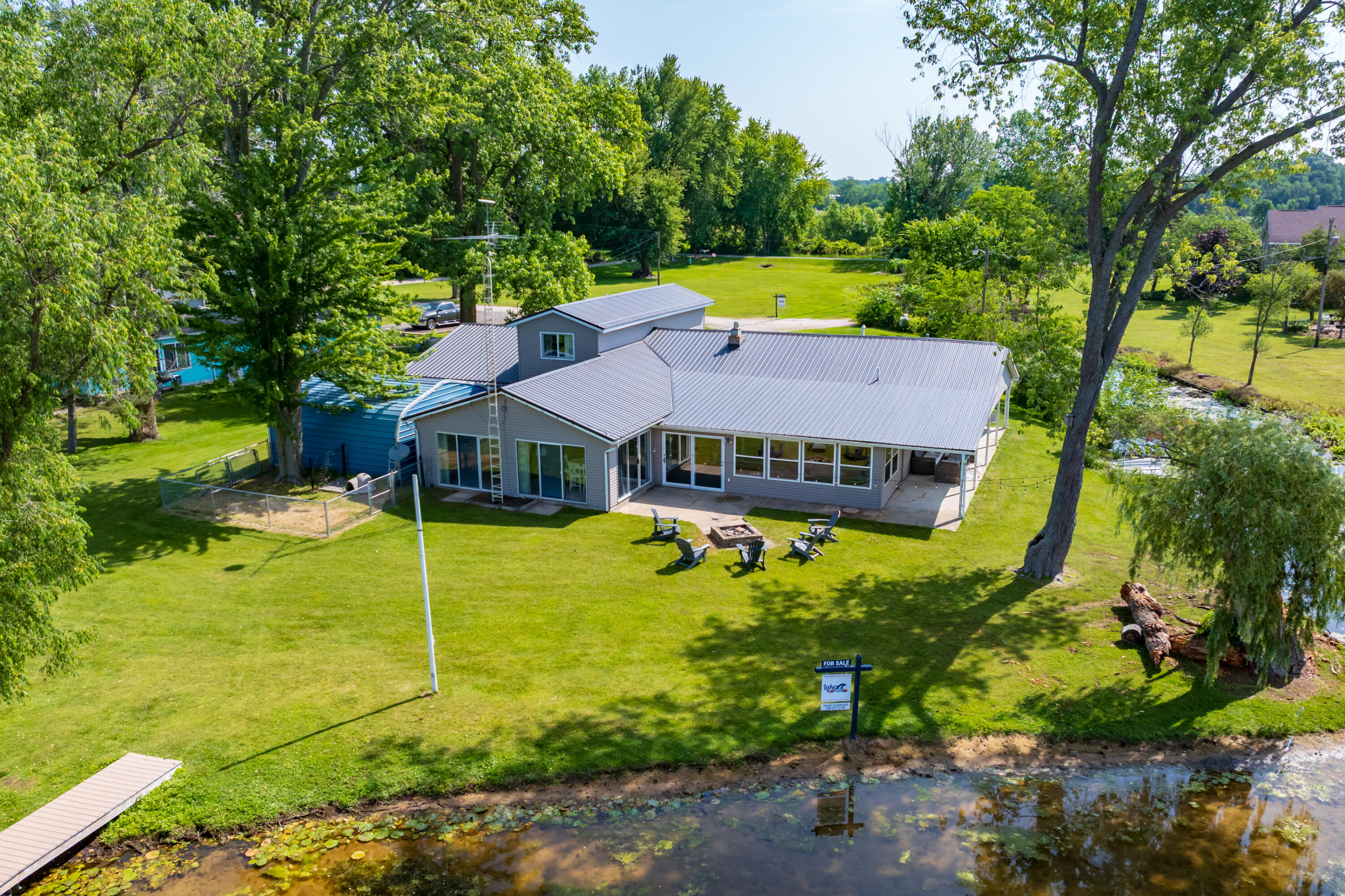 48930 68th Street Property Photo 2