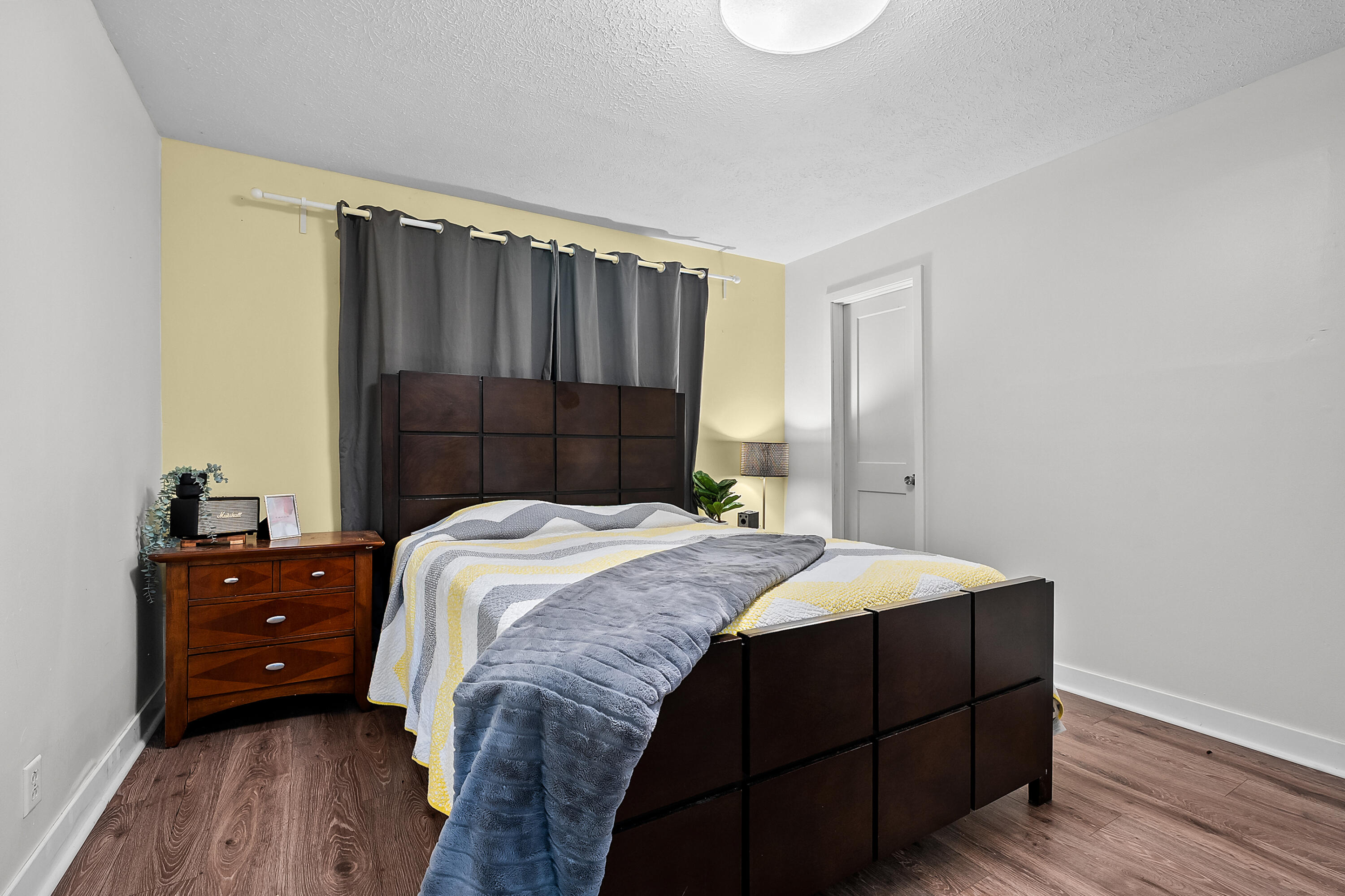48930 68th Street Property Photo 16