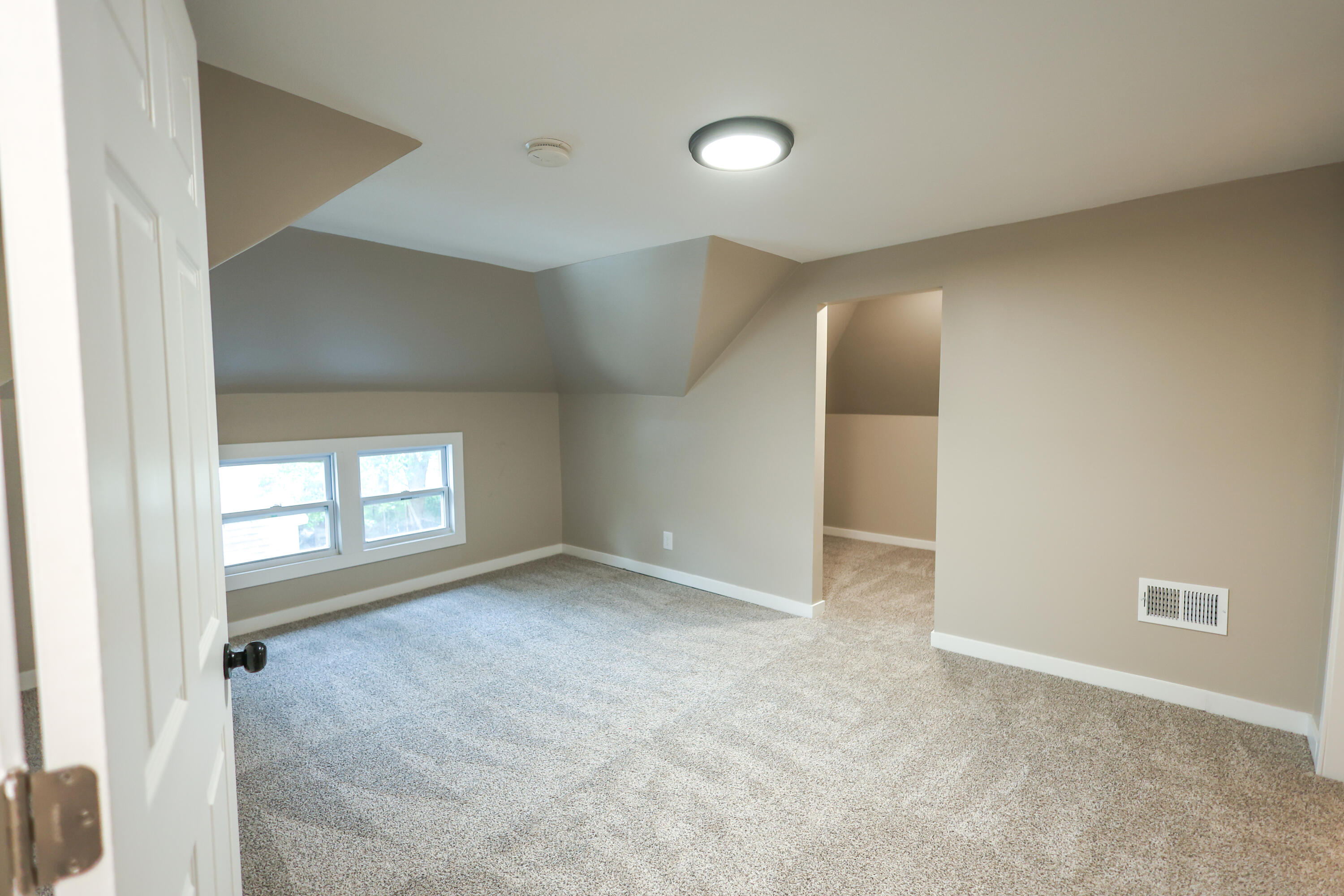 318 Catherine Avenue Property Photo 21